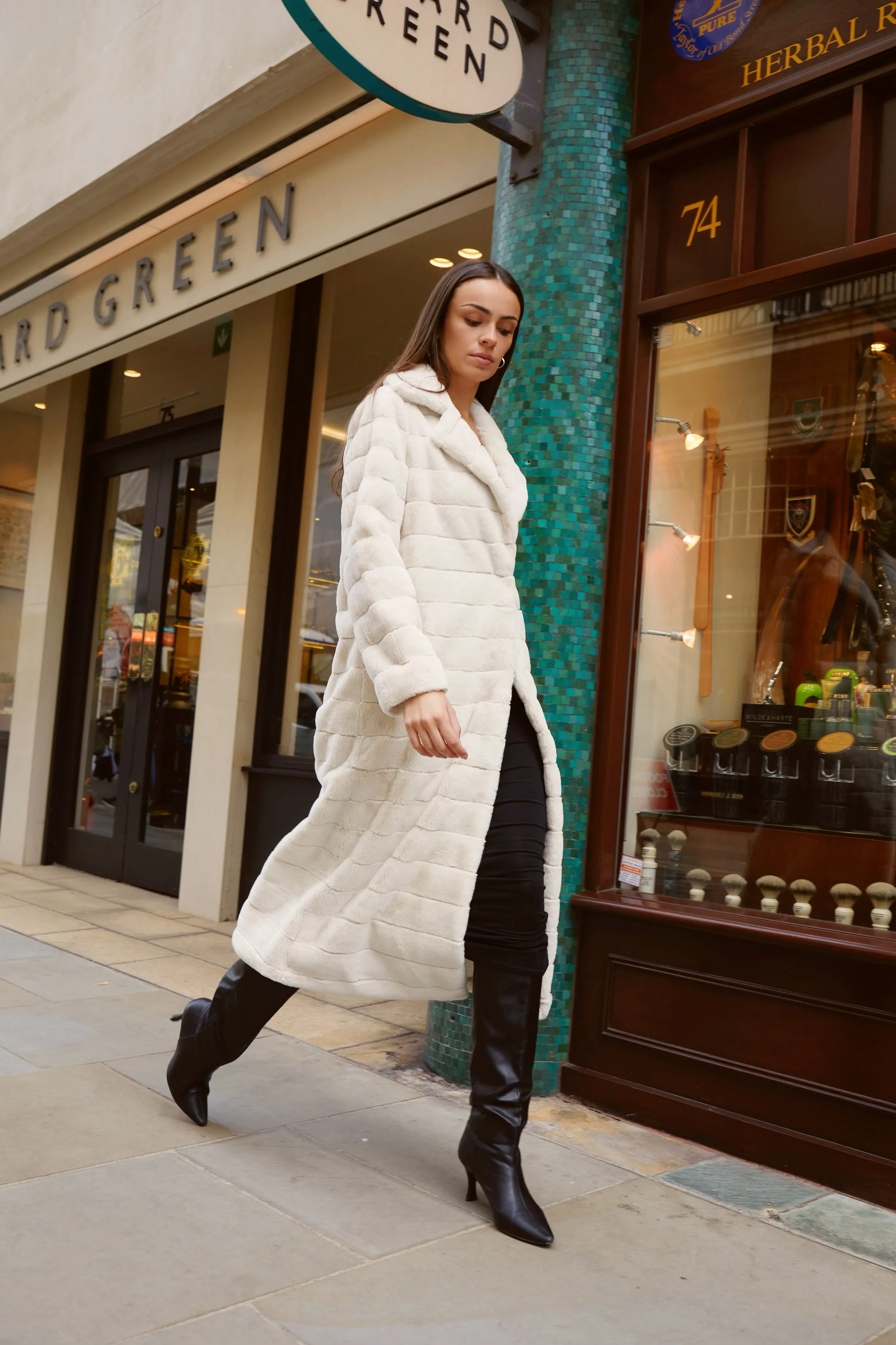 Bailey Faux Fur Coat Long Beige sold by Americandreams product image thumbnail 3