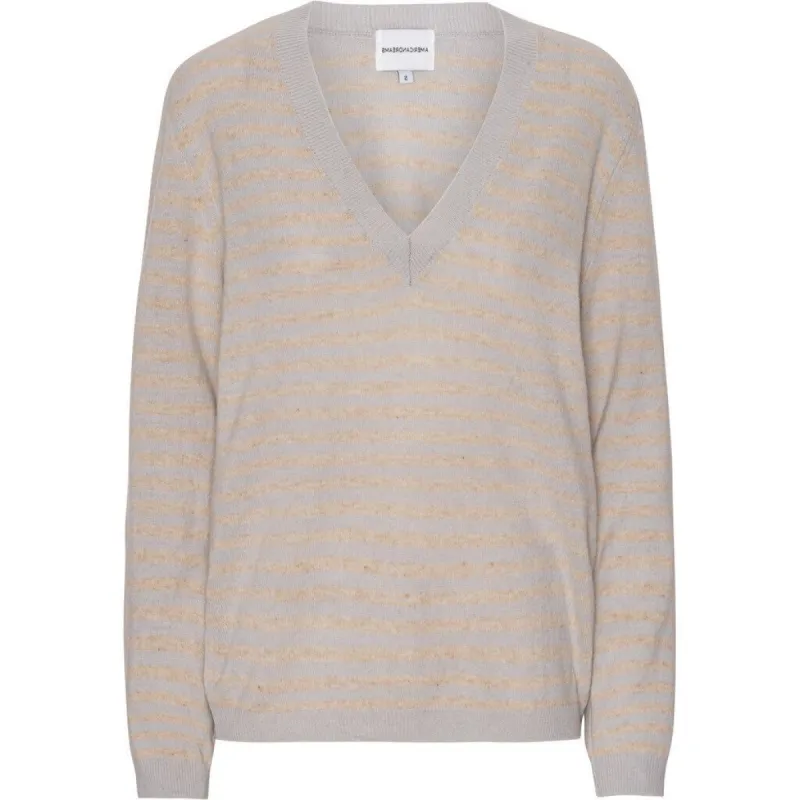 Christy V Neck Cashmere Pullover - Grey / Beige sold by American Dream