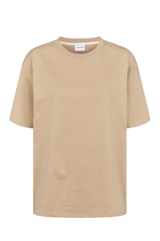 Doria Boxy T-Shirt Light Cappuccino made by Americandreams