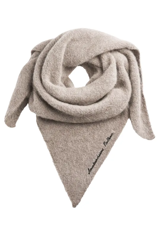 Atiya Alpaca Scarf Beige sold by Americandreams