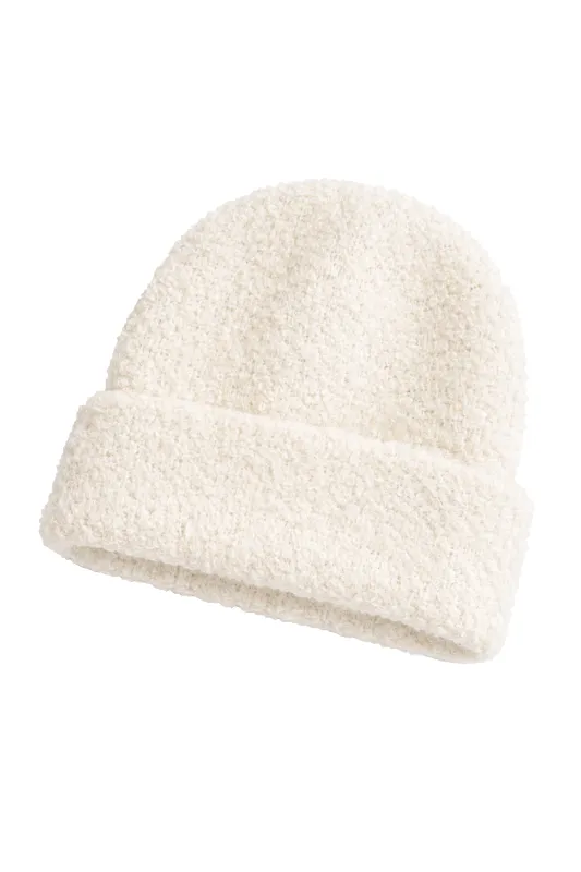 Finley Beanie White made by Americandreams