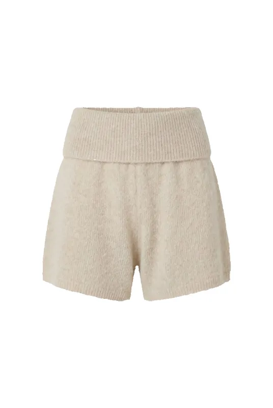 Allie Alpaca Shorts Beige made by Americandreams