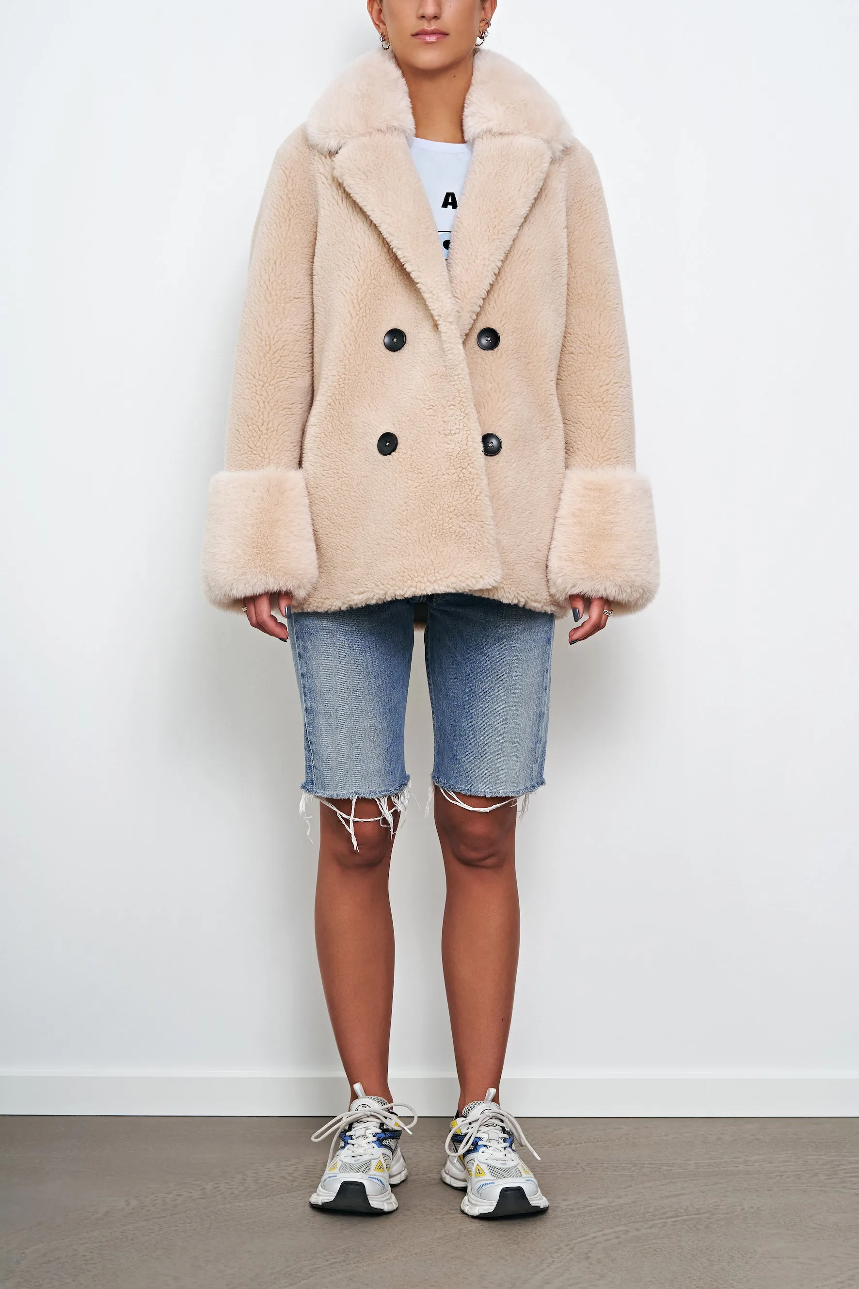 Fiona Short Wool Coat Beige sold by Americandreams product image thumbnail 2