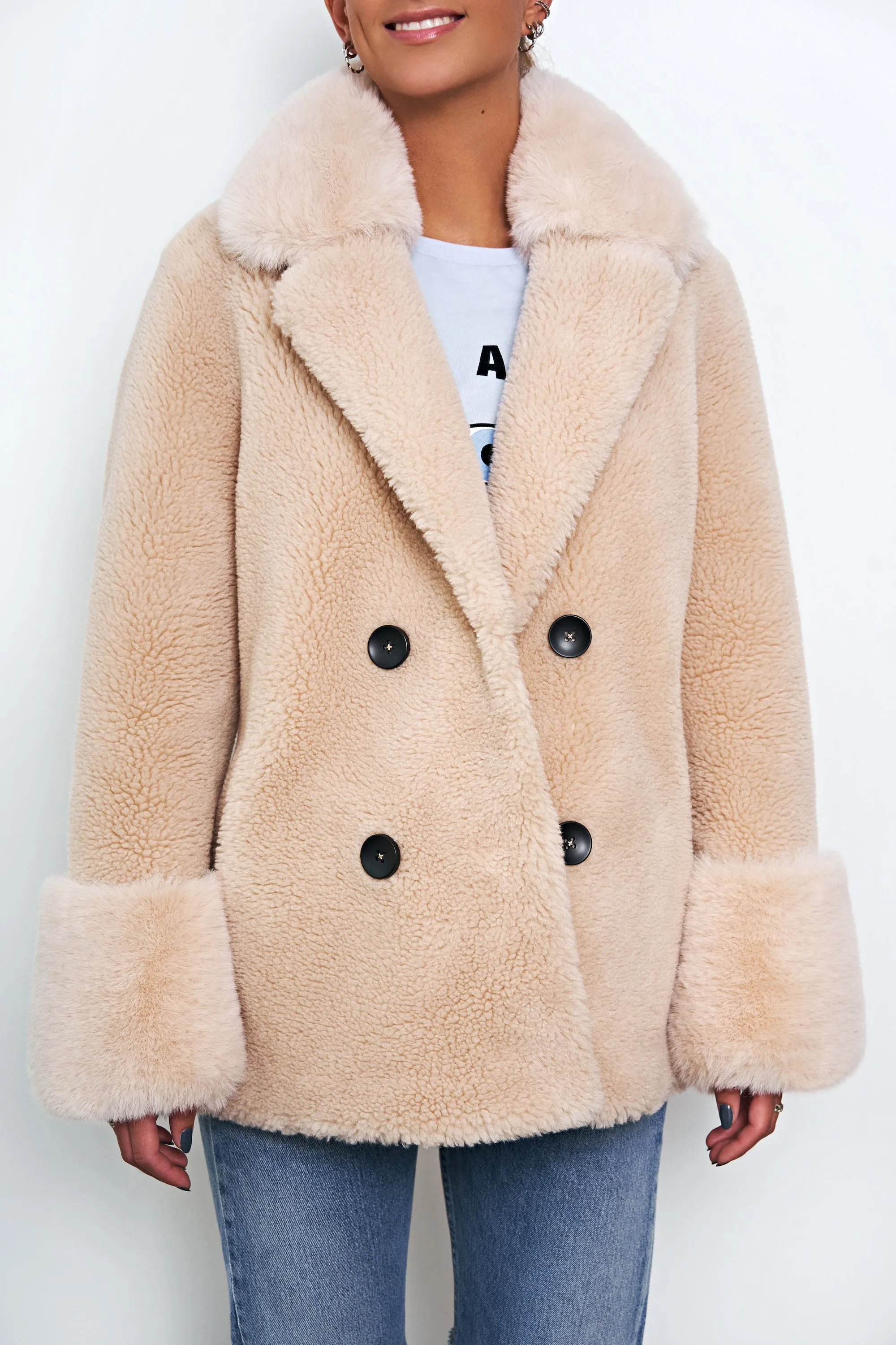 Fiona Short Wool Coat Beige sold by Americandreams product image thumbnail 3