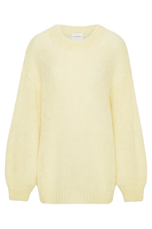 Pepper Round Neck Pullover Light Yellow made by Americandreams
