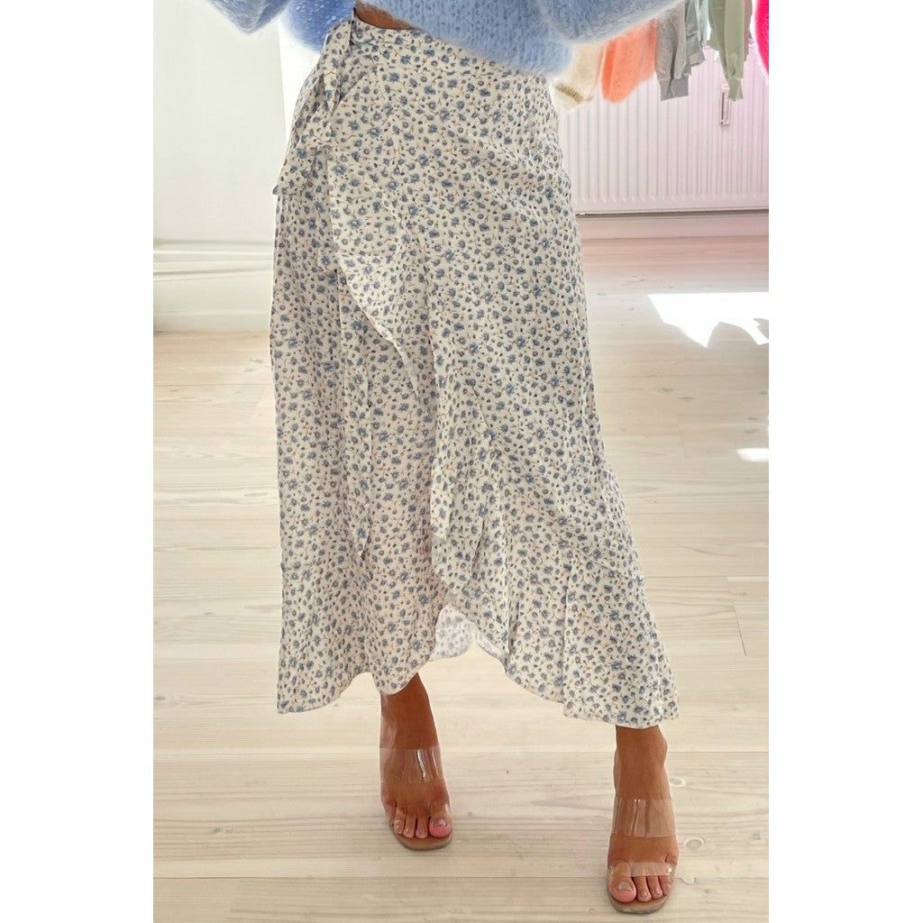 Milly Wrap Skirt Long - Blue Flower sold by American Dream product image thumbnail 2