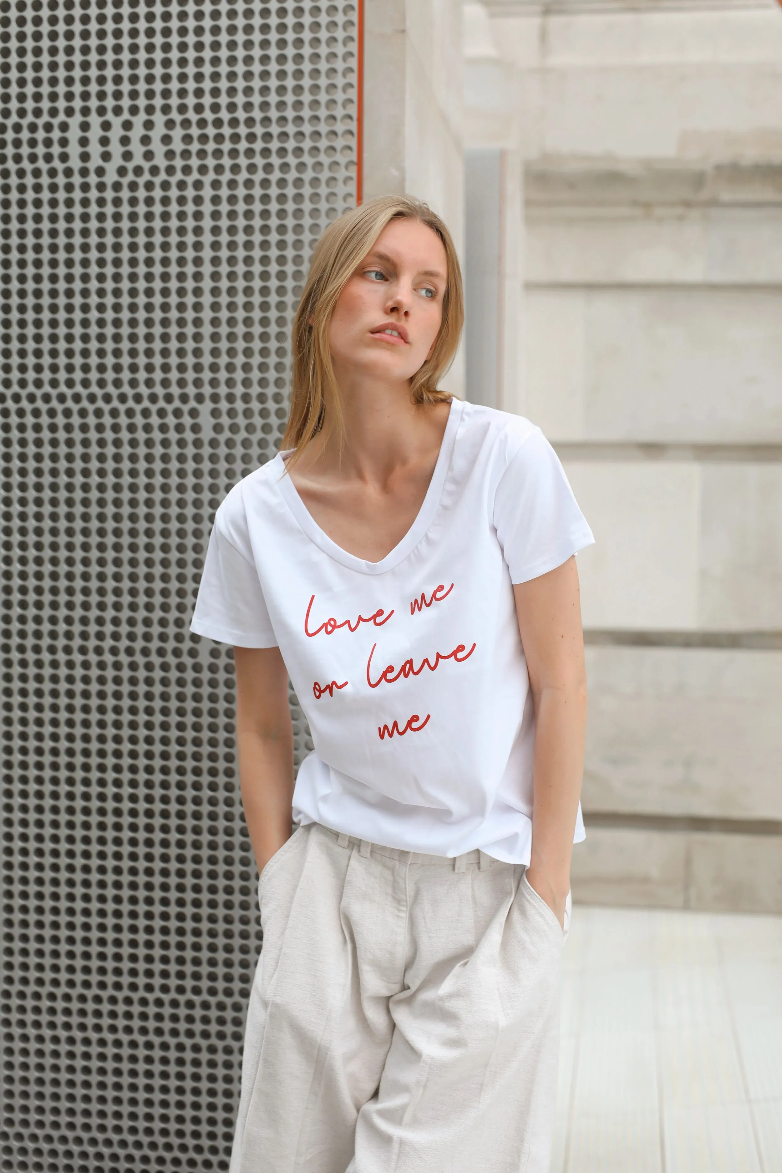 T-shirt White Love Me or Leave Me Red Letters sold by Americandreams product image thumbnail 4