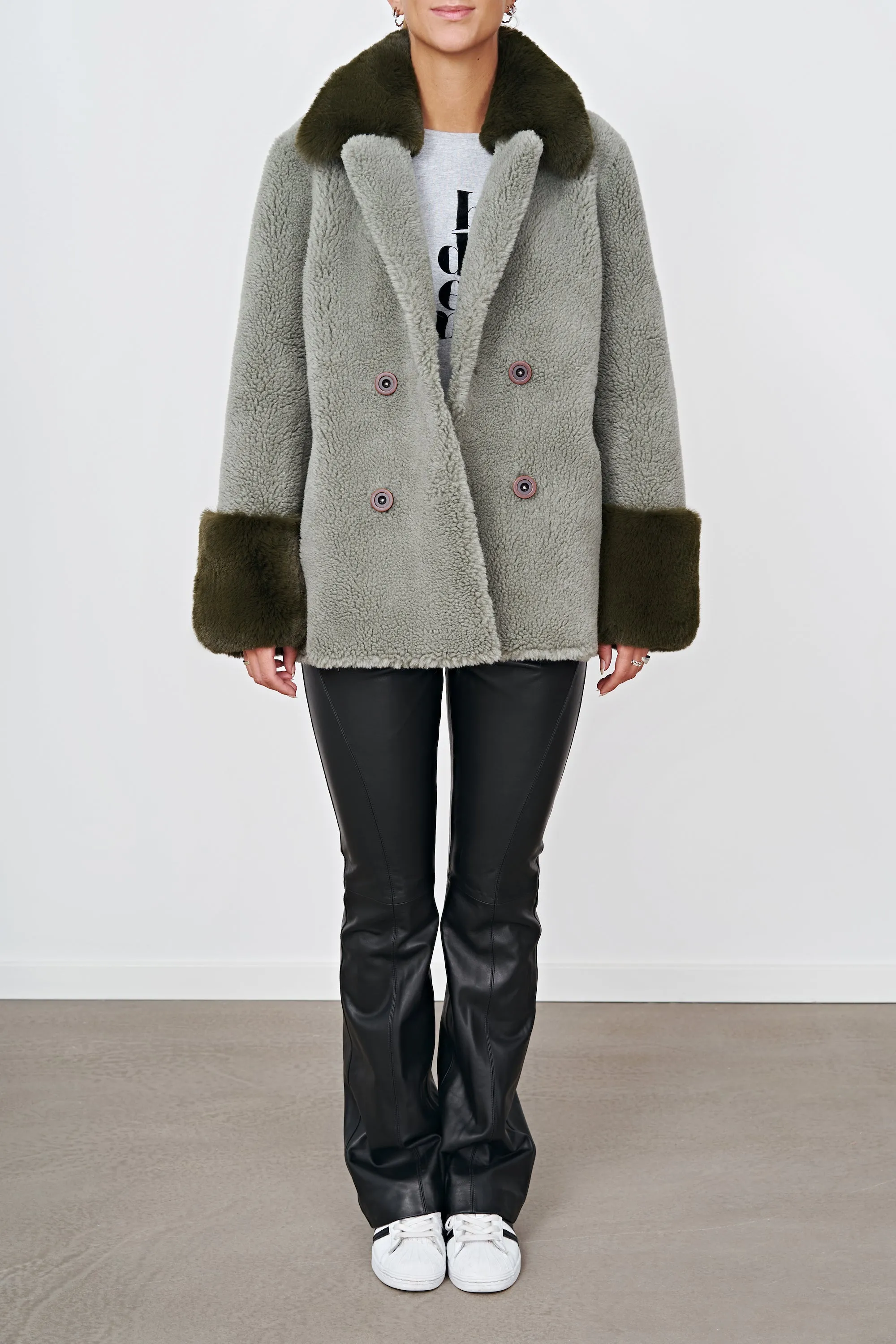 Fiona Short Wool Coat Green sold by Americandreams product image thumbnail 4