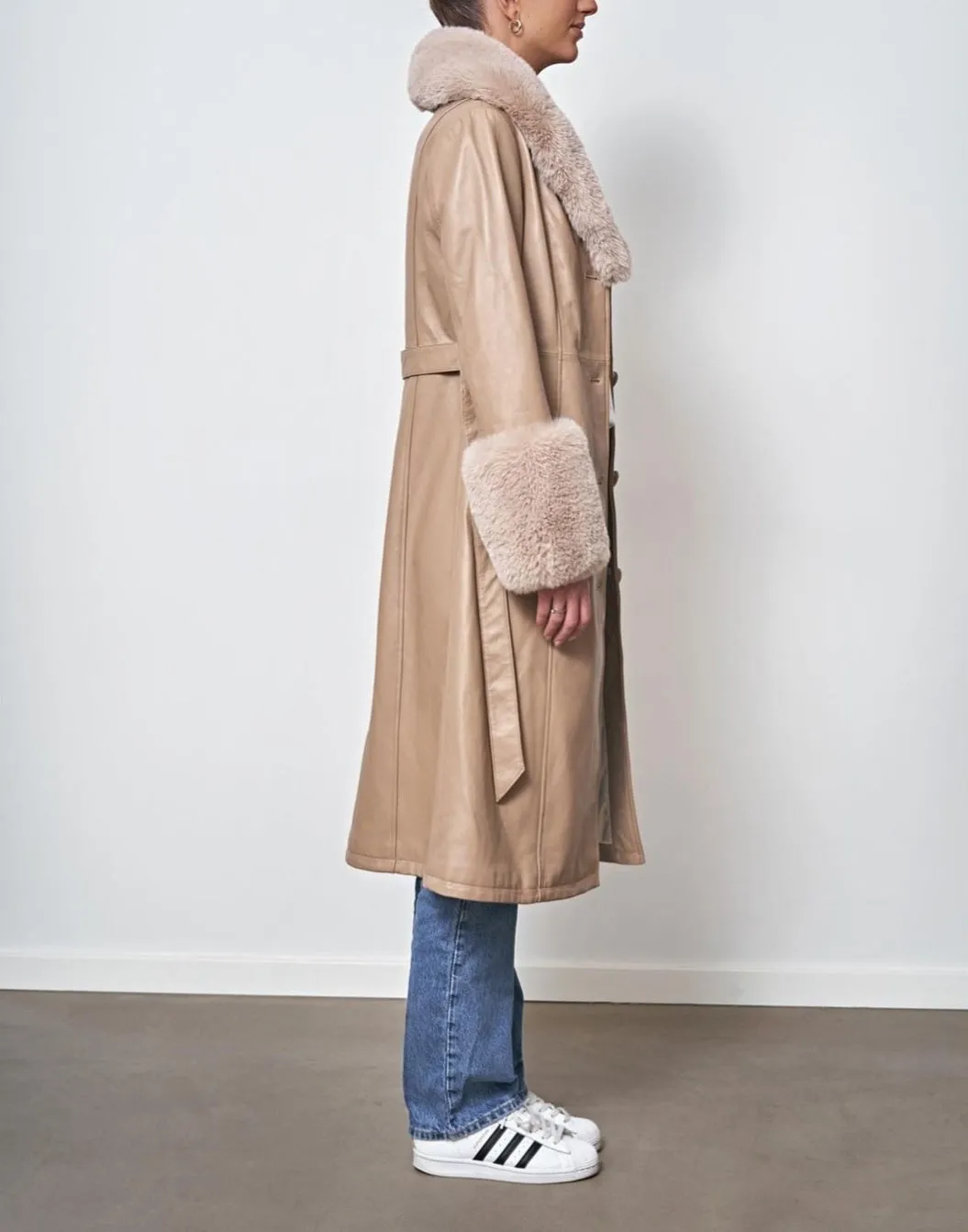Bella Leather Coat Long Light Brown - Sample sold by Americandreams product image thumbnail 3