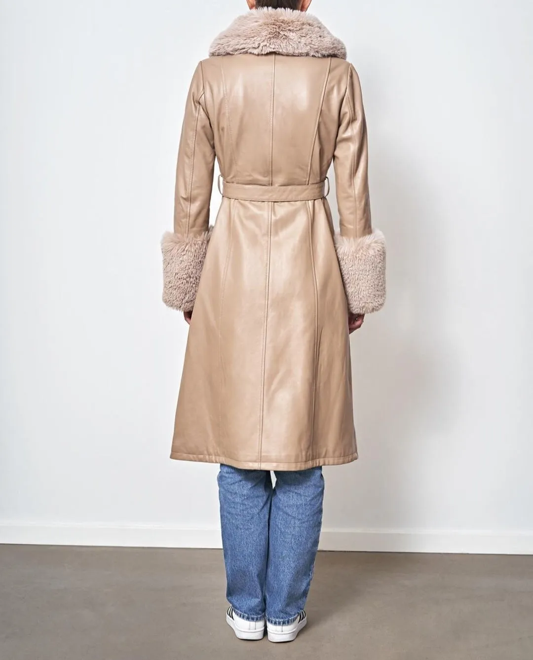 Bella Leather Coat Long Light Brown - Sample sold by Americandreams product image thumbnail 2