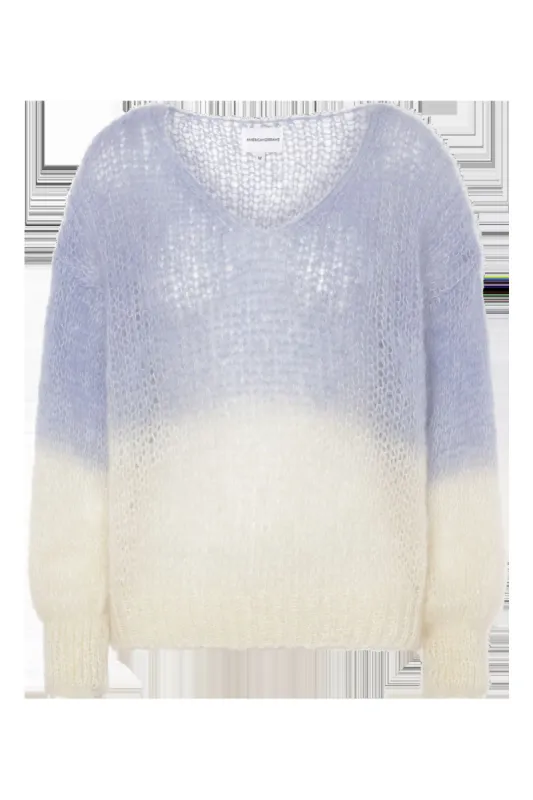 Milana Knit 2-Colored Light Blue/White - Sample sold by American Dream