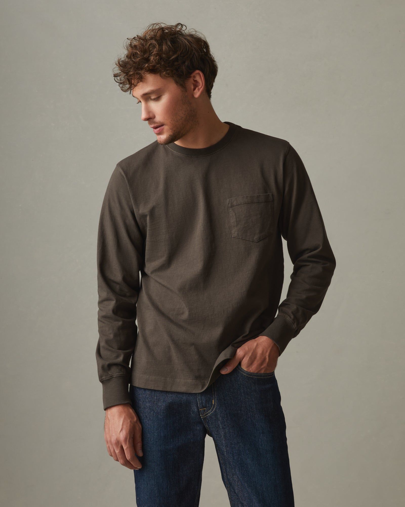 Heavyweight Pocket Tee Long Sleeve - Oak sold by American Giant
