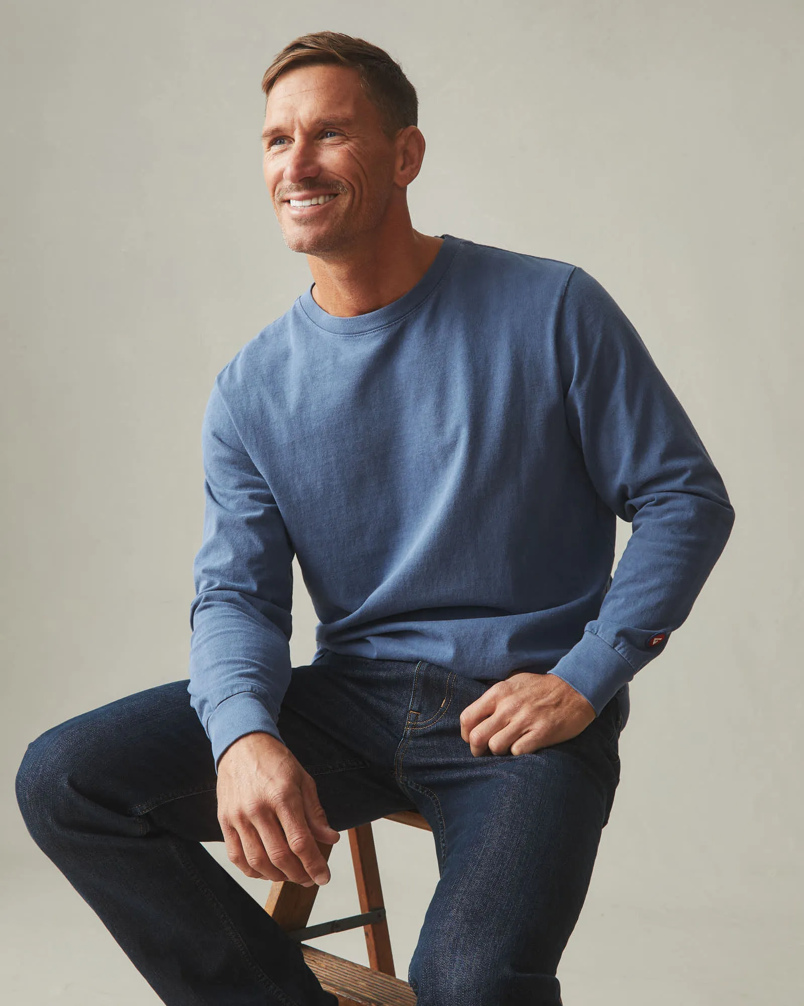 Men's Vintage Crew Long Sleeve Tee - Washed Blue Jean sold by American Giant product image thumbnail 4
