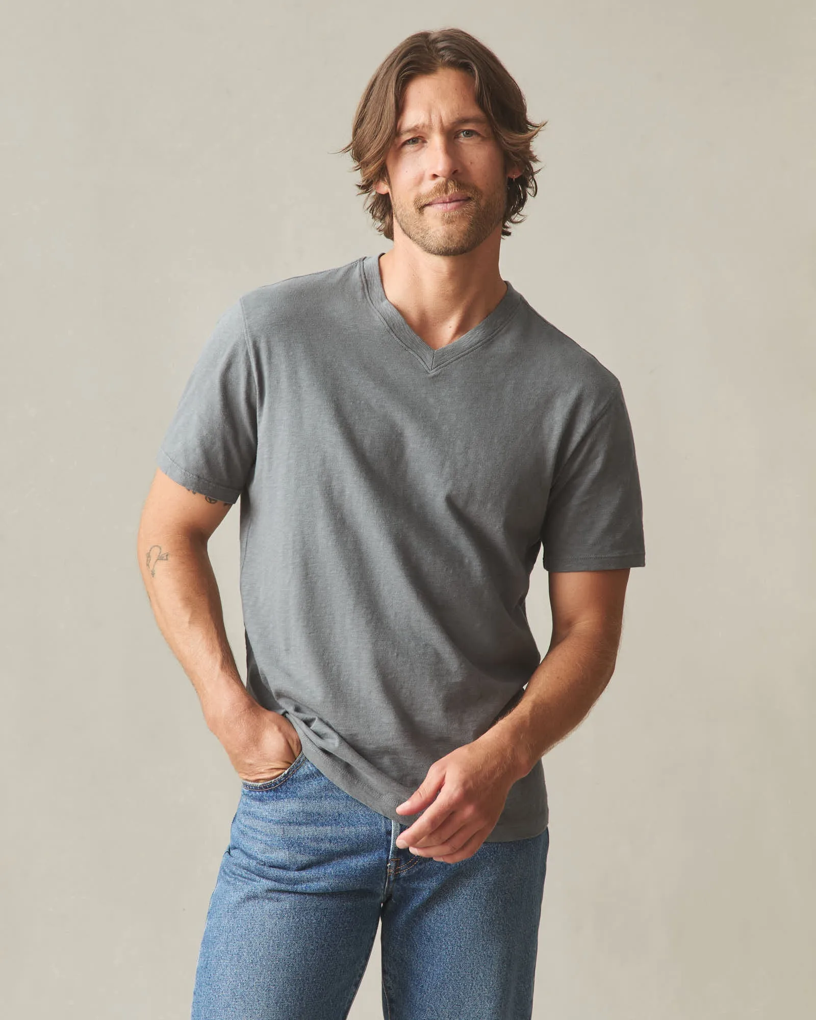 Men's Premium Slub V-Neck Tee - Lava Smoke sold by American Giant product image thumbnail 2