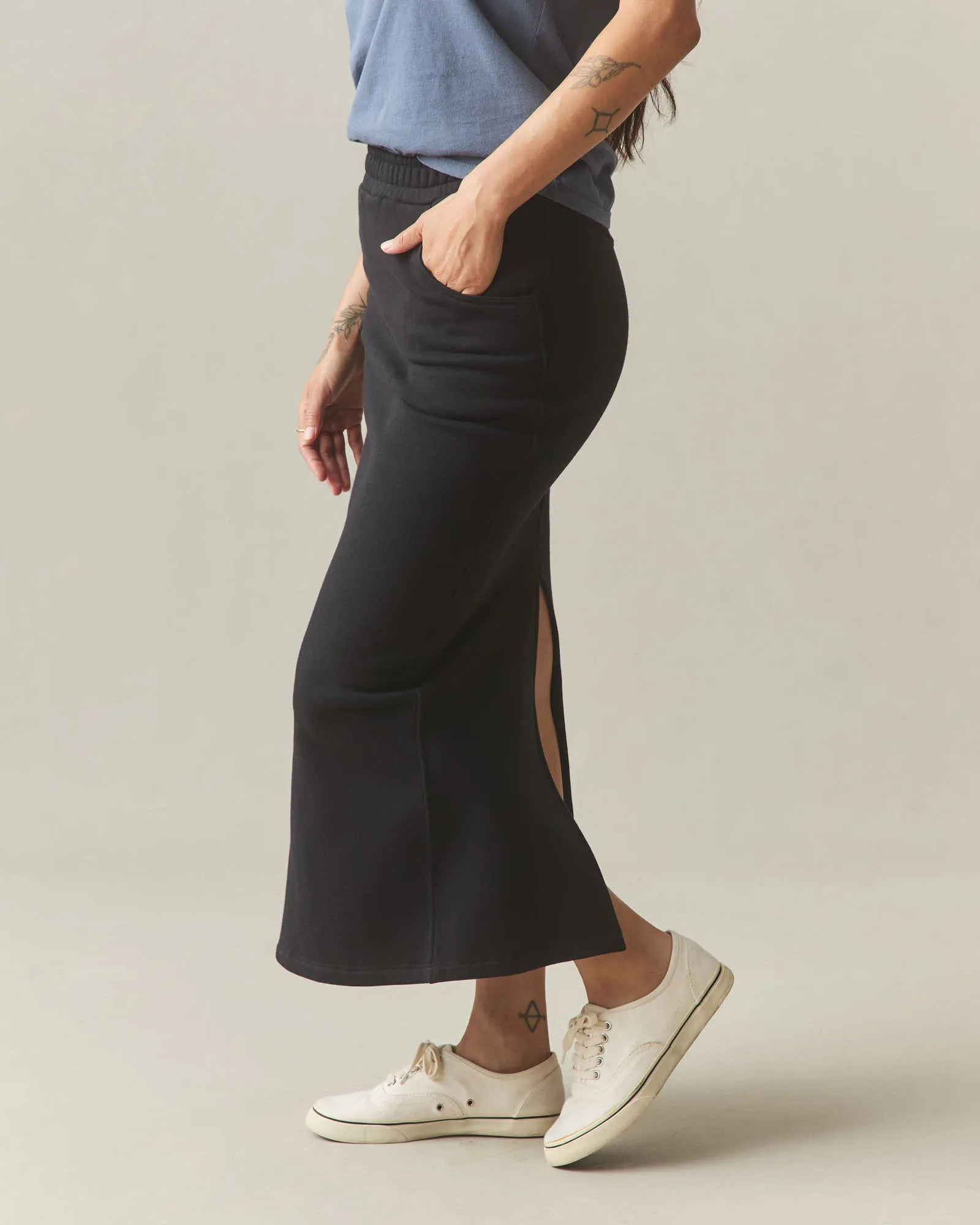 Women's Midweight Fleece Skirt - Black sold by American Giant product image thumbnail 3