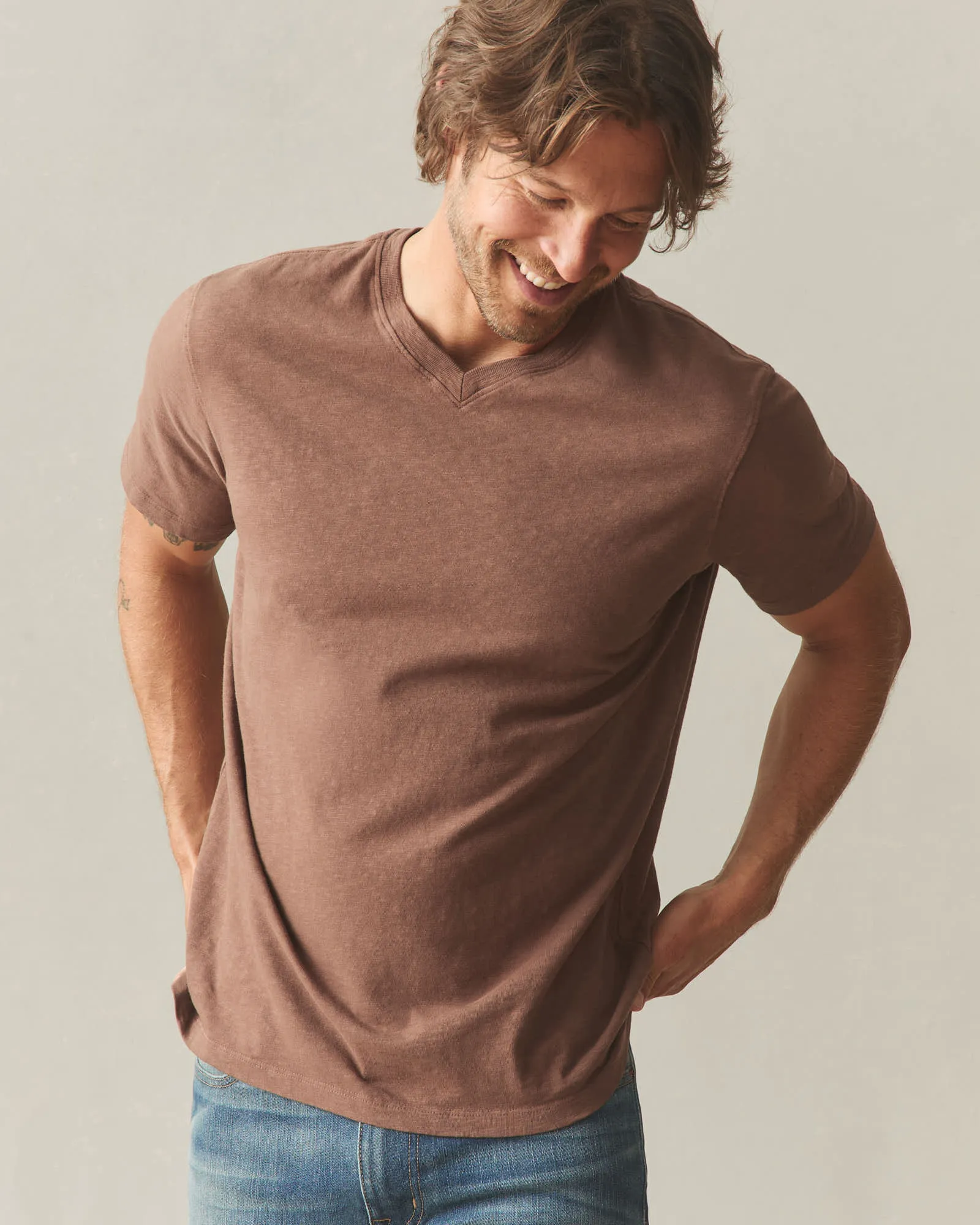 Men's Premium Slub V-Neck Tee - Soft Silt sold by American Giant product image thumbnail 2