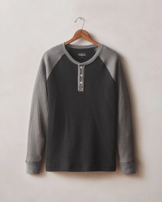 Men's Colorblock Waffle Long Sleeve Henley - Black Thunderstorm made by American Giant