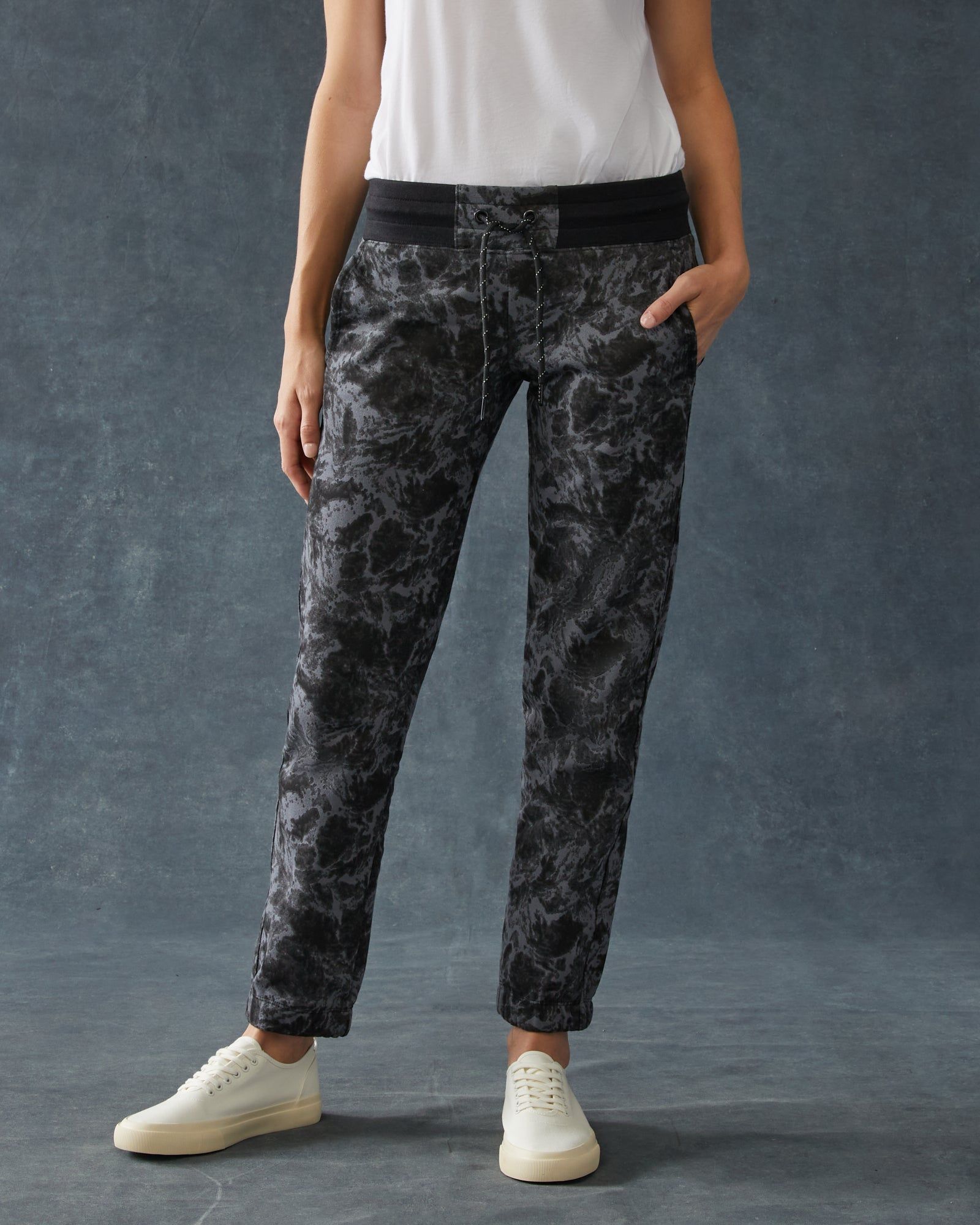 Classic Sweatpant - Midnight Camo sold by American Giant product image thumbnail 4