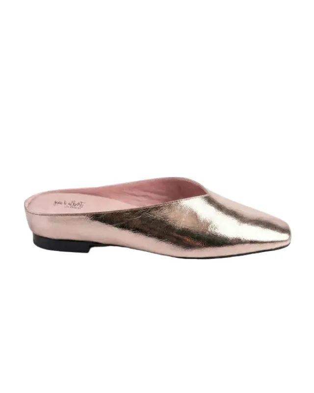 Bella Slide made by American Rag