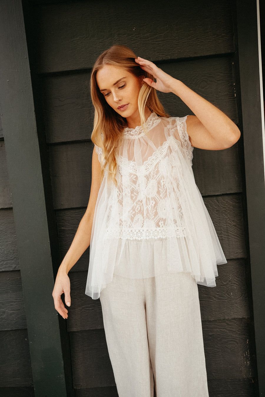 トップス AMERI UNDRESSED HIGH NECKED TULLE TOP Carol Tulle Lace Babydoll Top | Parallel