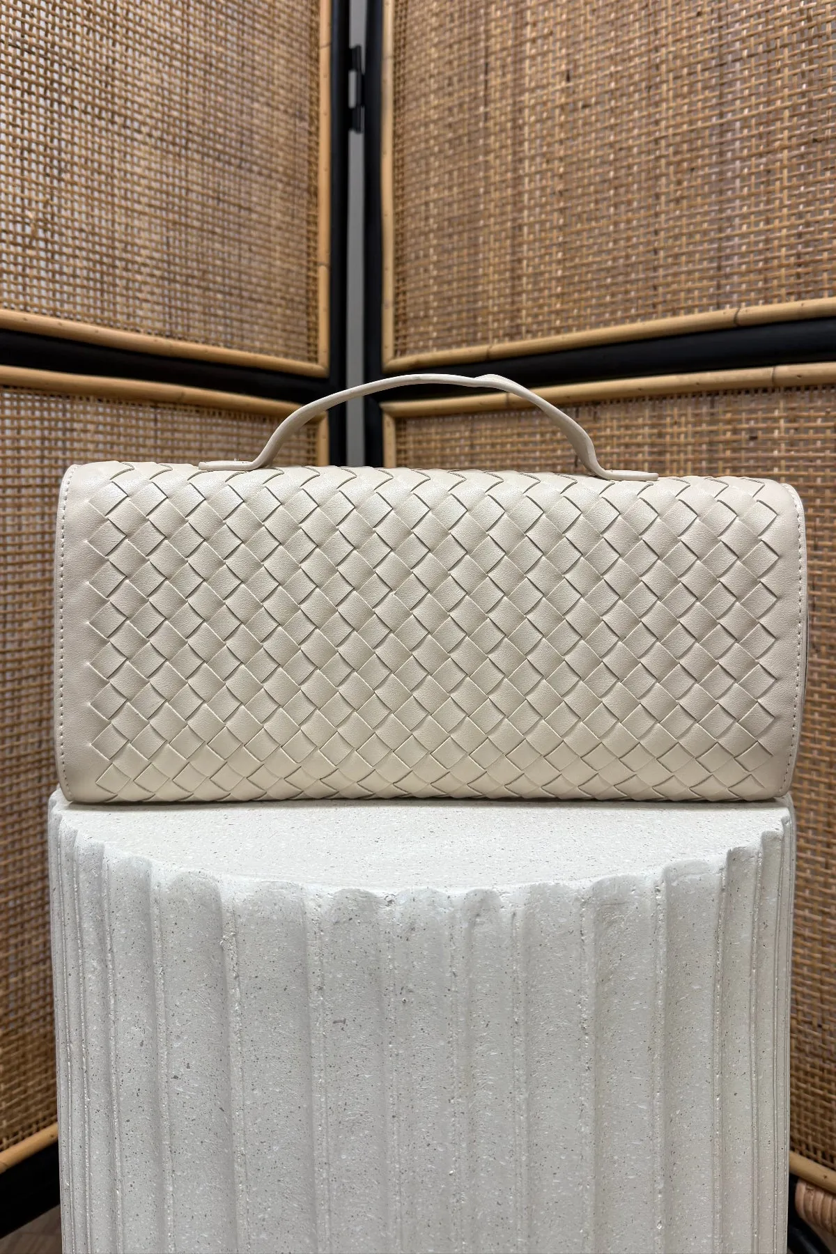 Emerson Crossbody Oatmilk Bag sold by American Threads product image thumbnail 3