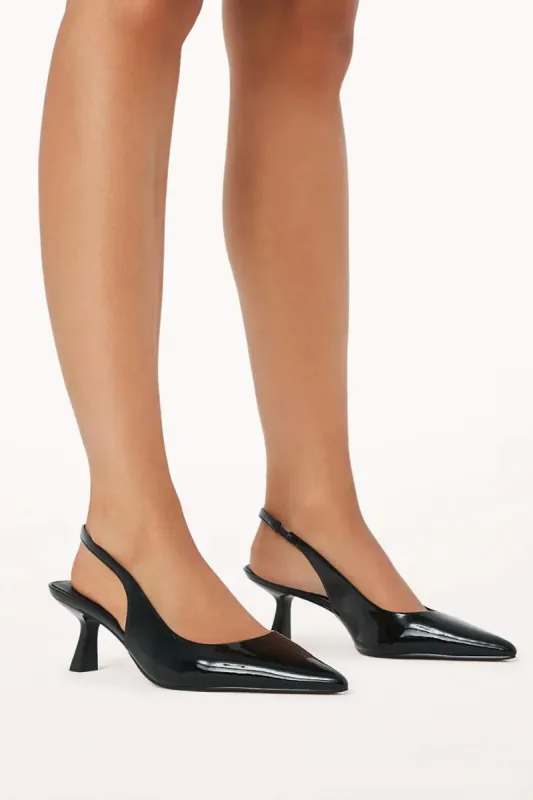 Ayla Pointed Pump sold by American Threads