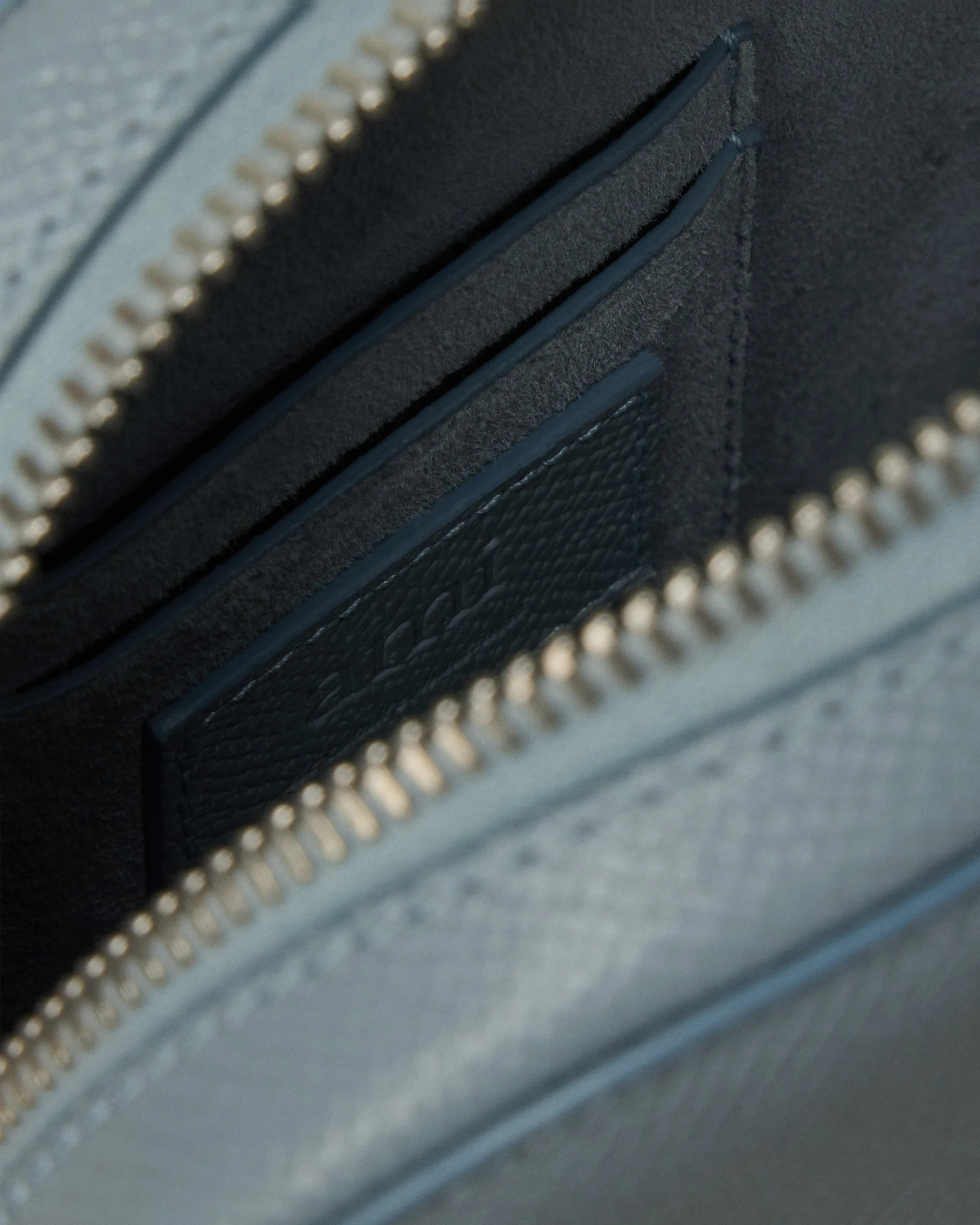 Sac Caméra Vertical Paris Paris sold by Ami product image thumbnail 5