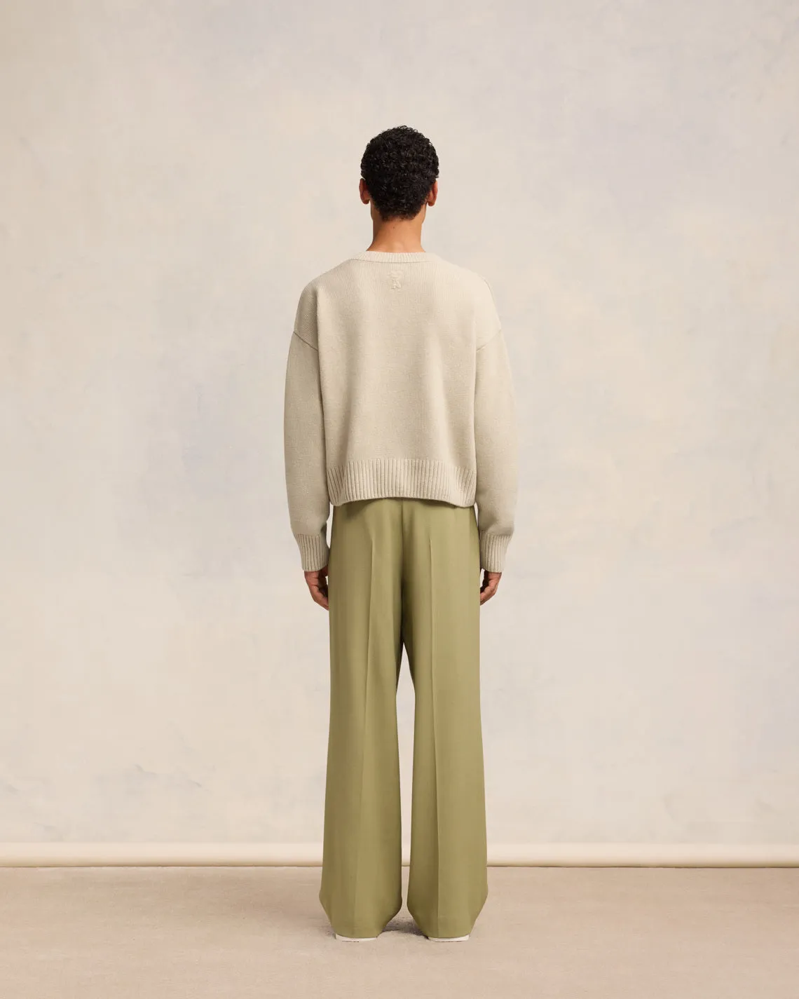 Pull Col V Crop sold by Ami product image thumbnail 5