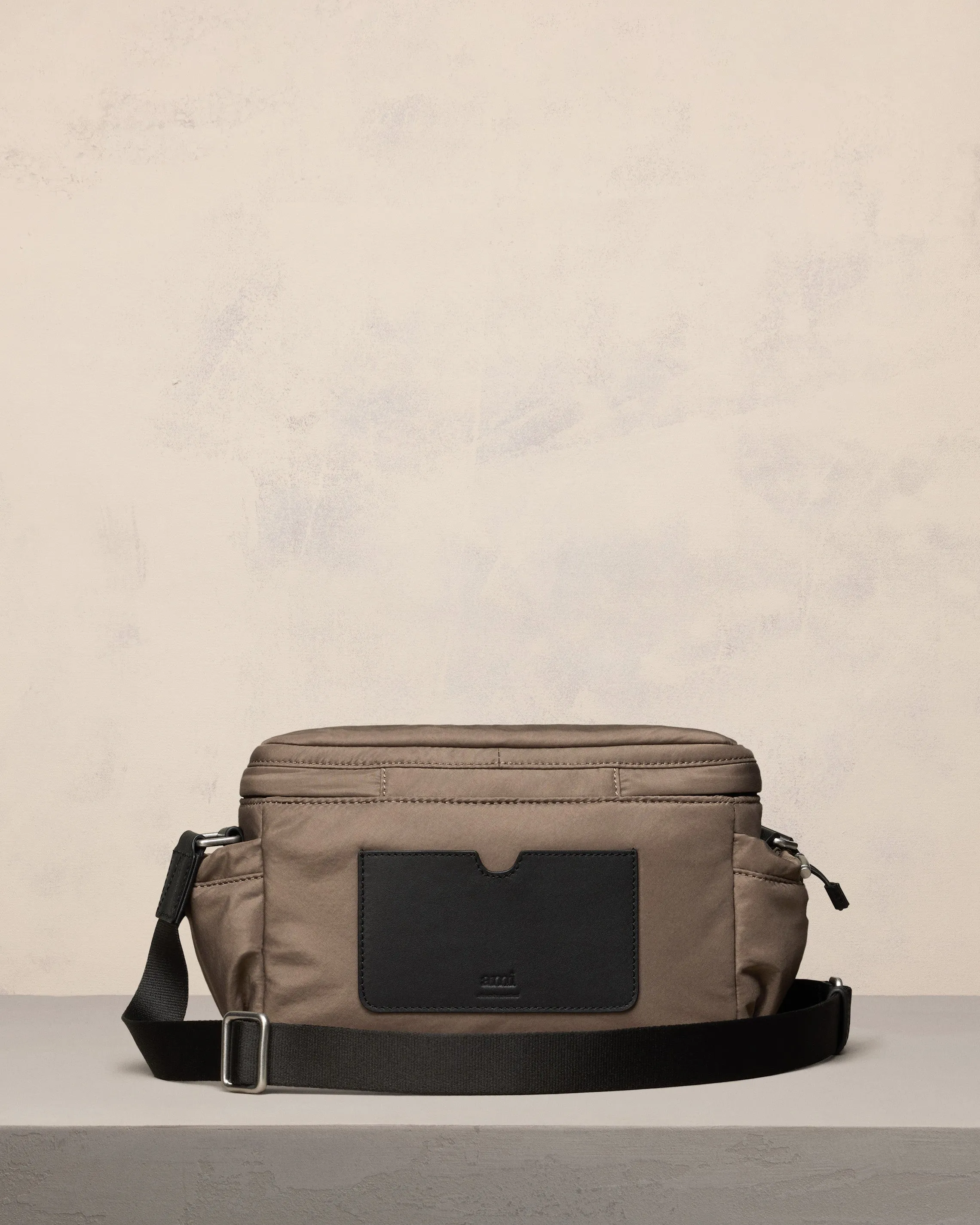 Sac Messenger Ami de Coeur sold by Ami product image thumbnail 3