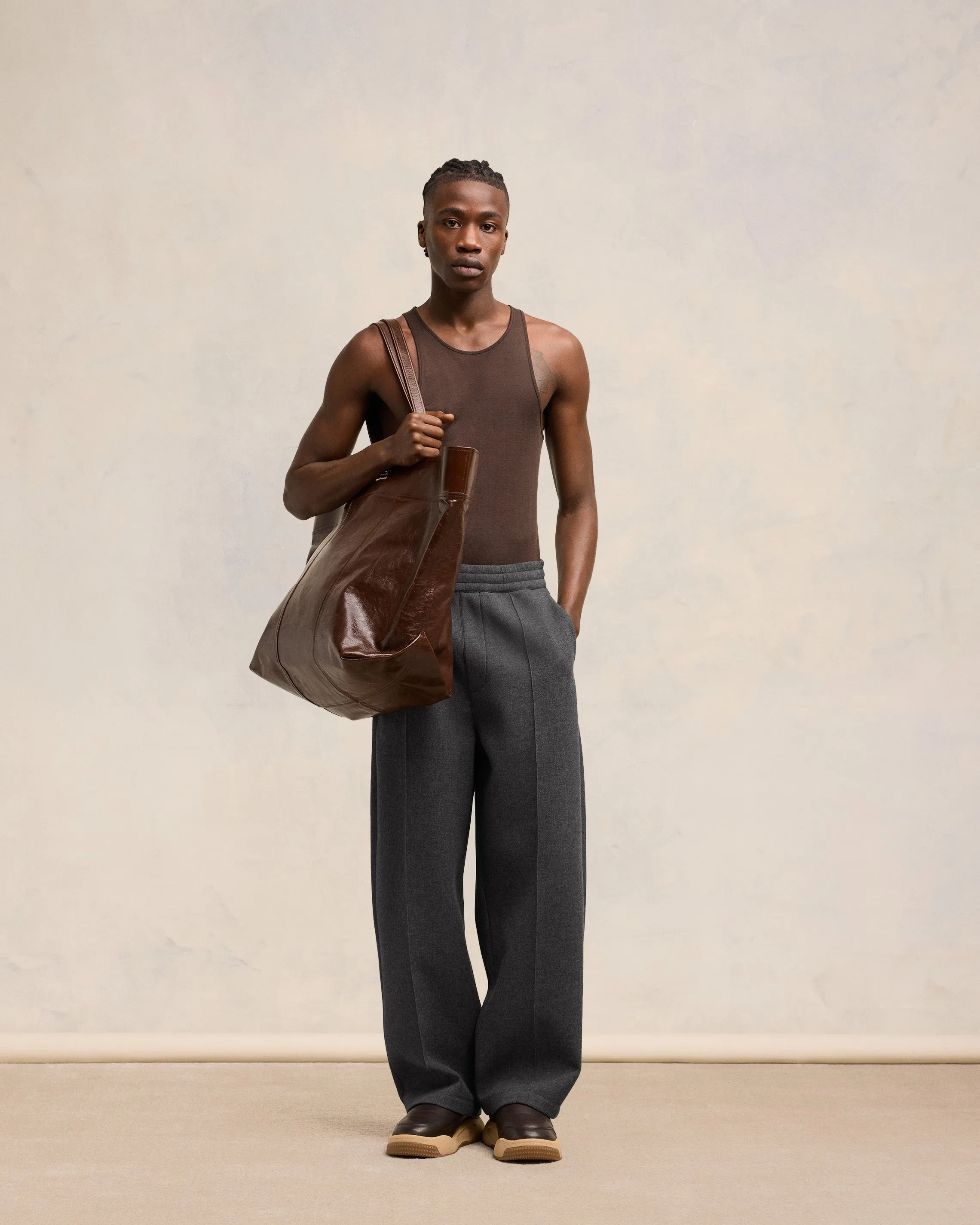 Pantalon A Plis Ami sold by Ami