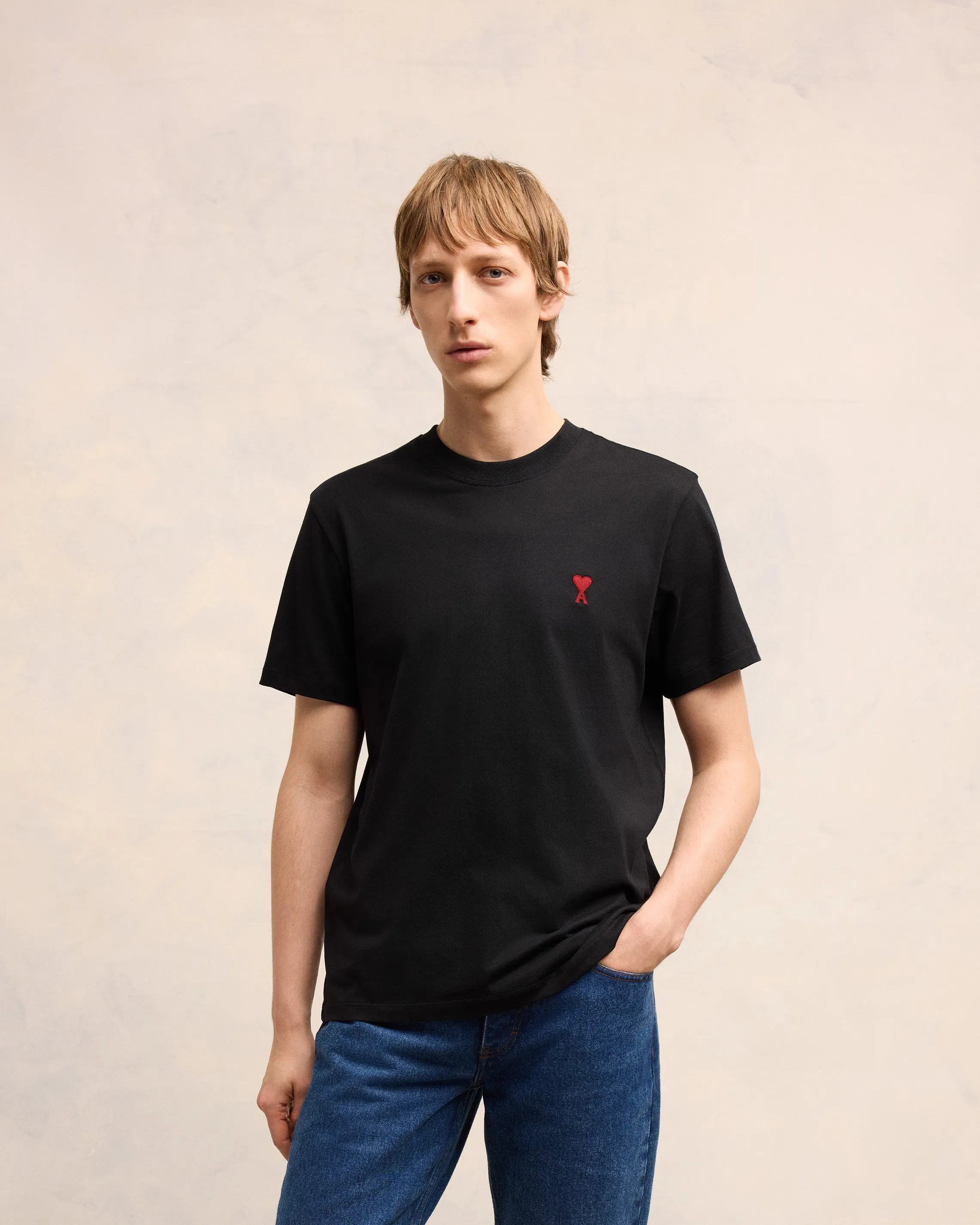 T-shirt Noir Ami De Coeur En Coton Biologique sold by Ami