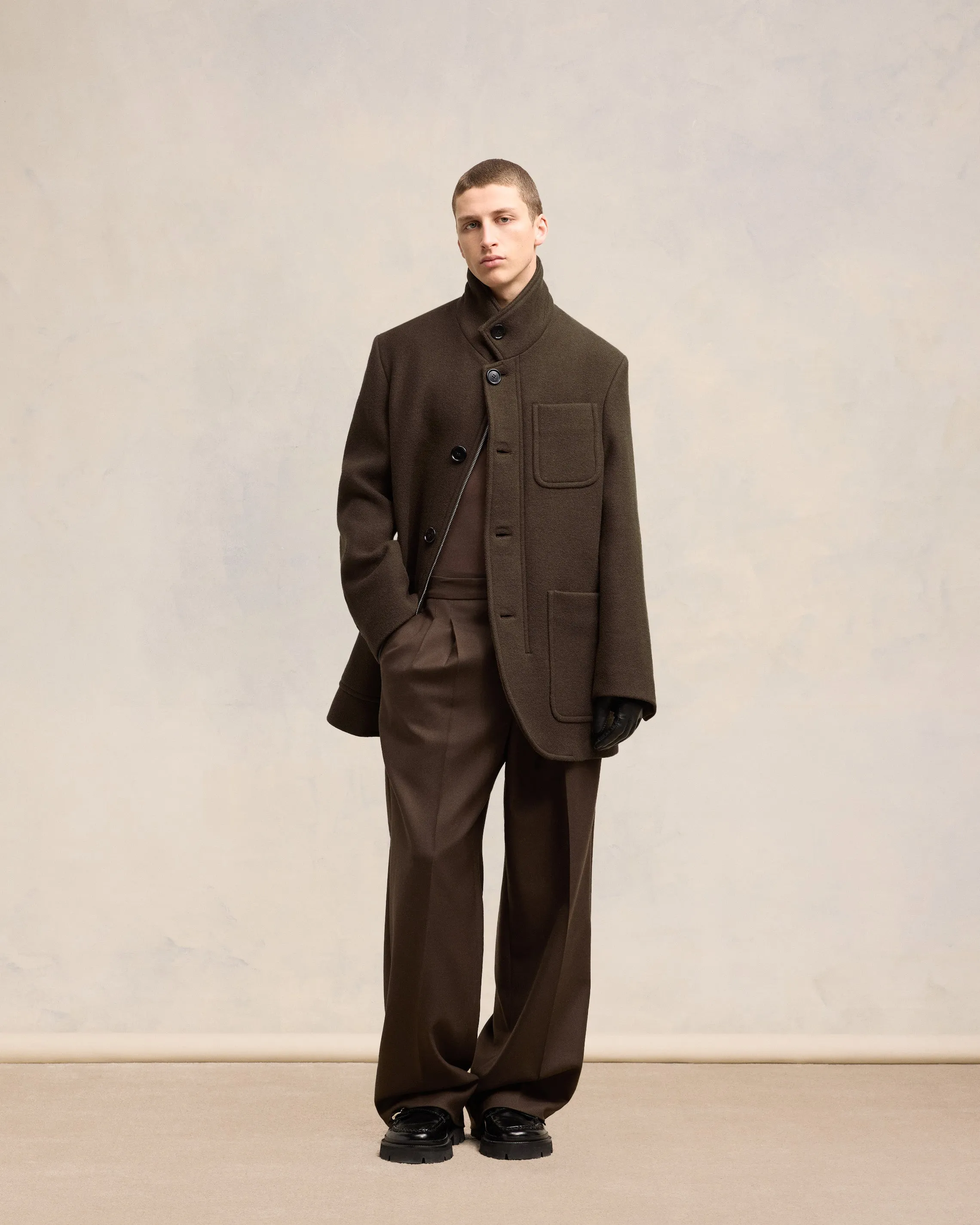 Manteau Court Col Montant sold by Ami