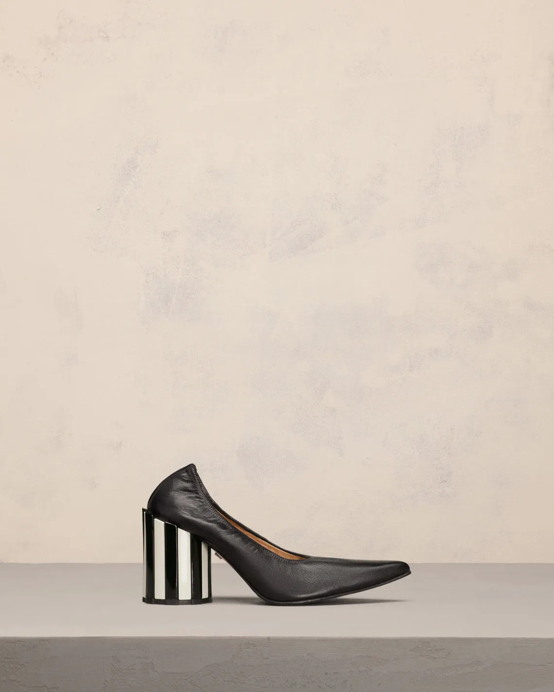 Escarpins Froncés A Bout Pointu sold by Ami