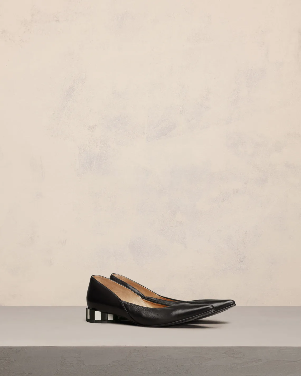 Souliers froncés A Bout Pointu sold by Ami product image thumbnail 3