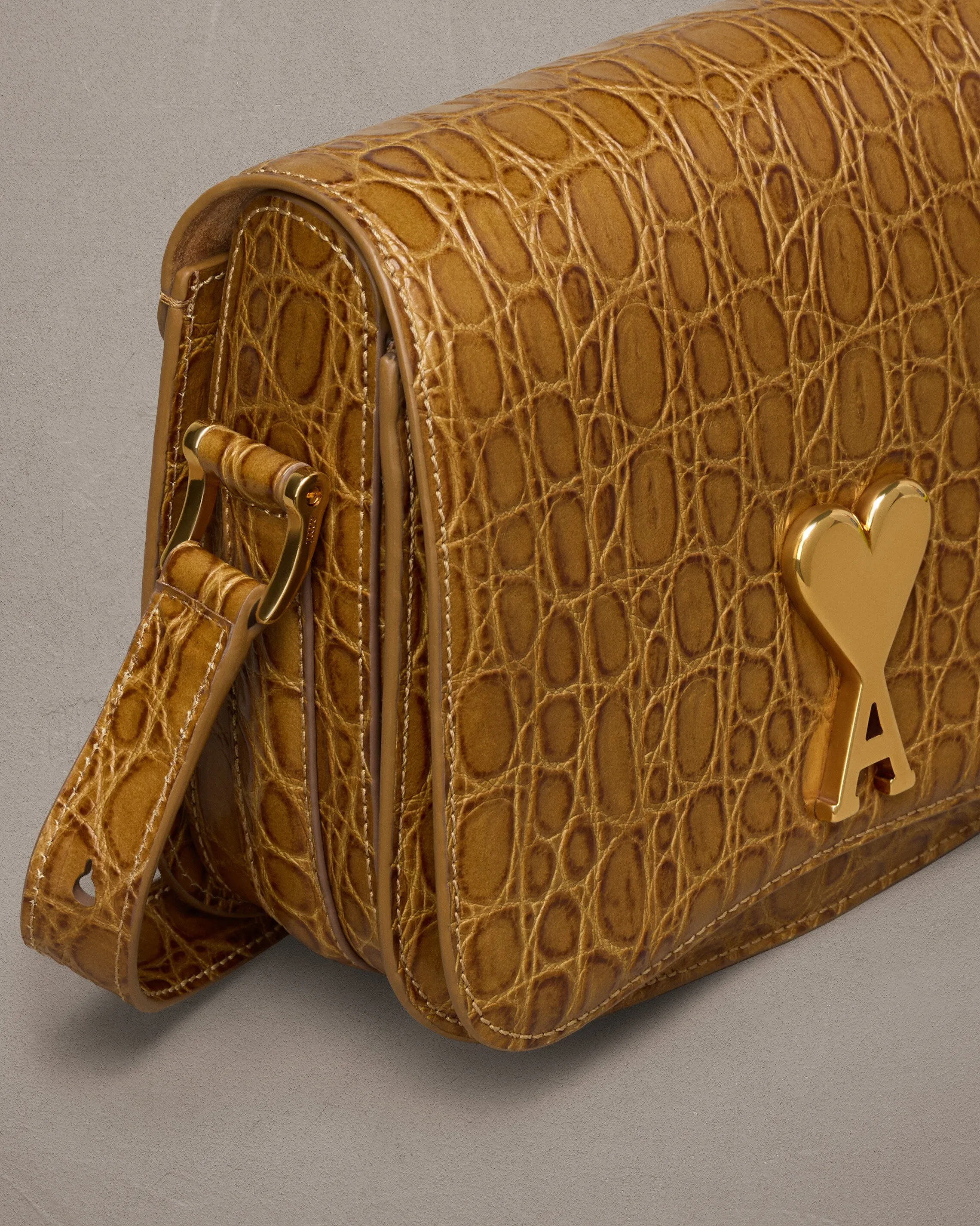 Sac Paris Paris sold by Ami product image thumbnail 4