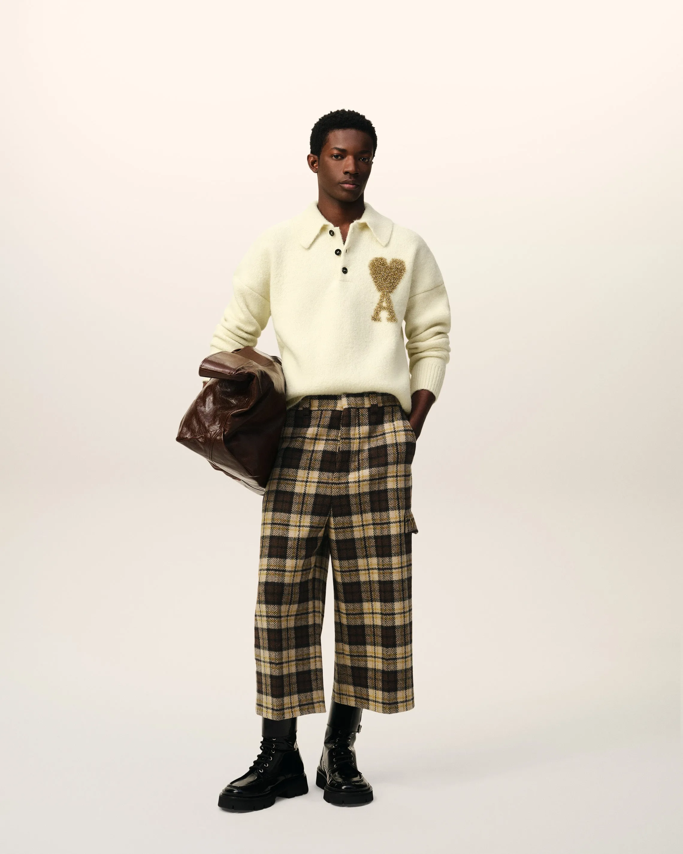 Bermuda Militaire sold by Ami