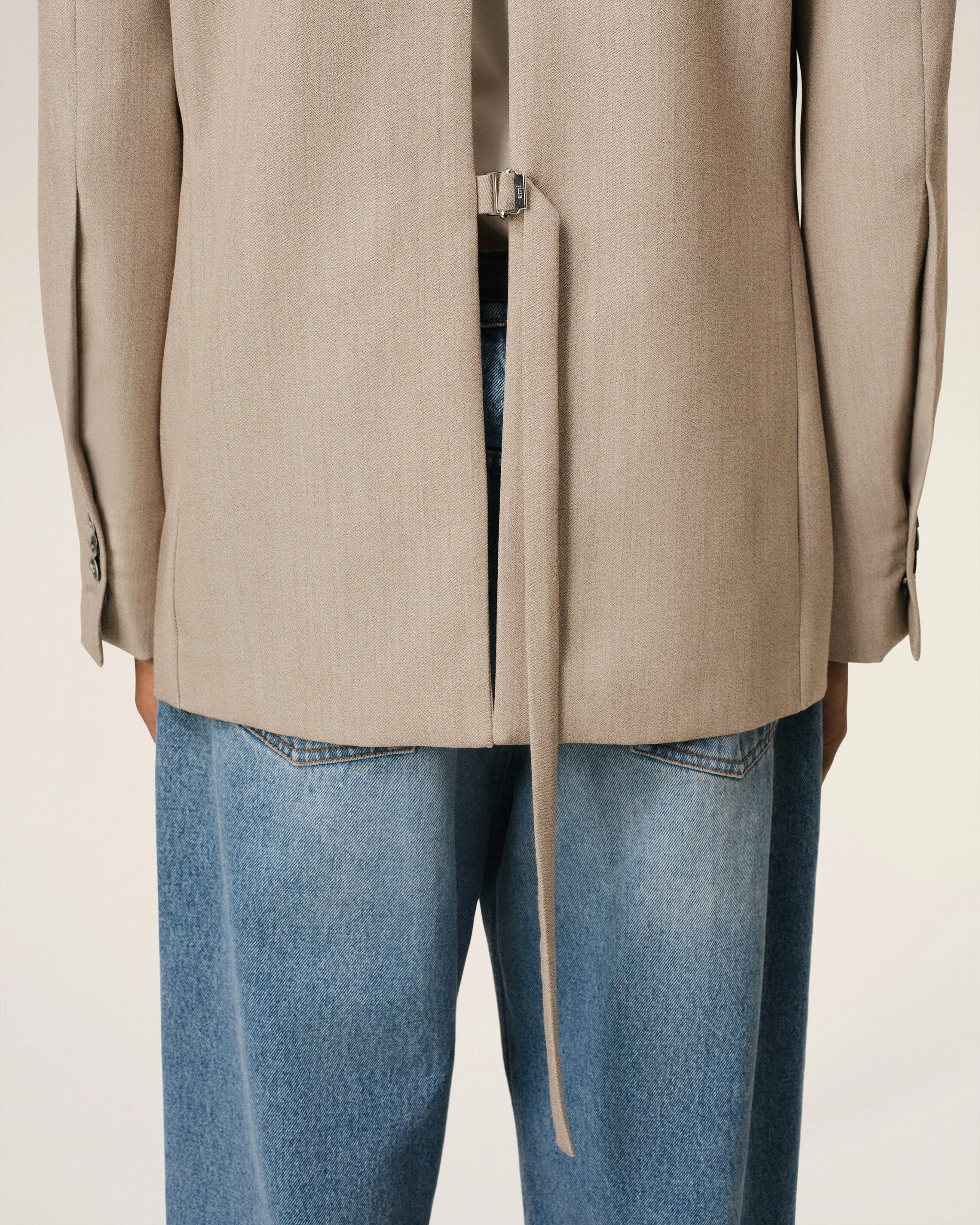 Veste Beige Croisée Fente Dos En Laine sold by Ami product image thumbnail 4