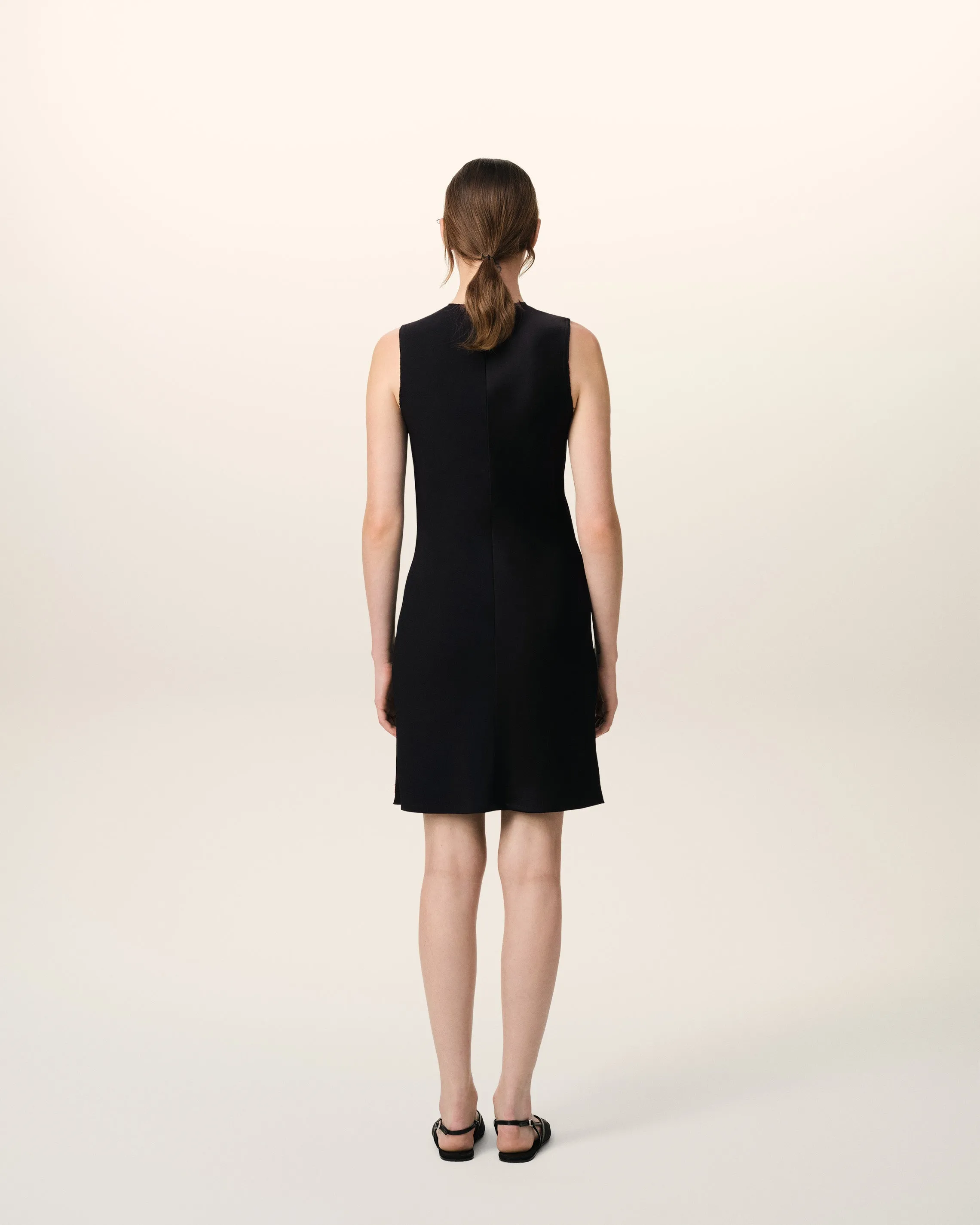 Robe Noire Courte Droite sold by Ami product image thumbnail 5