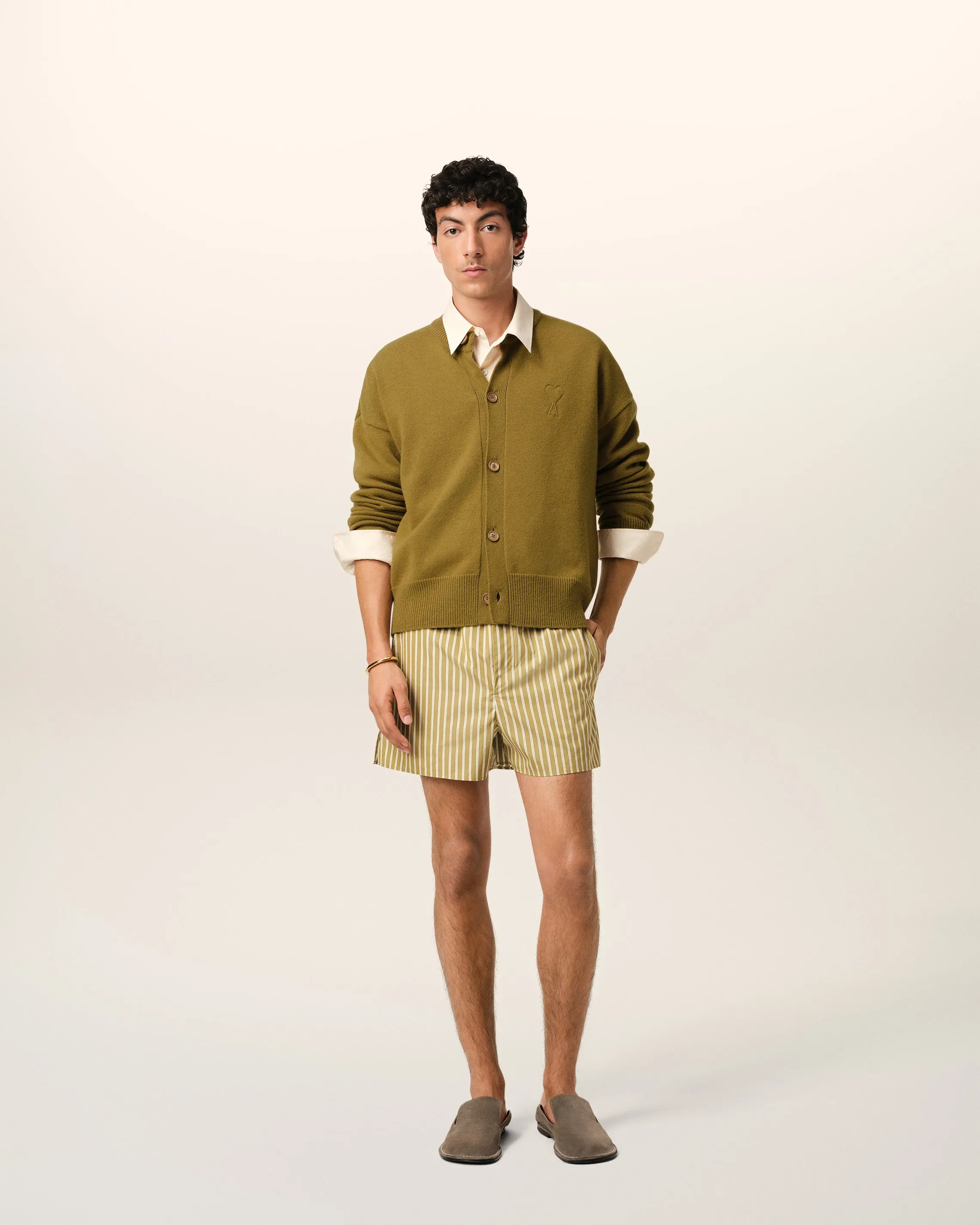 Cardigan Kaki Col Rond Ami de Coeur En Laine sold by Ami