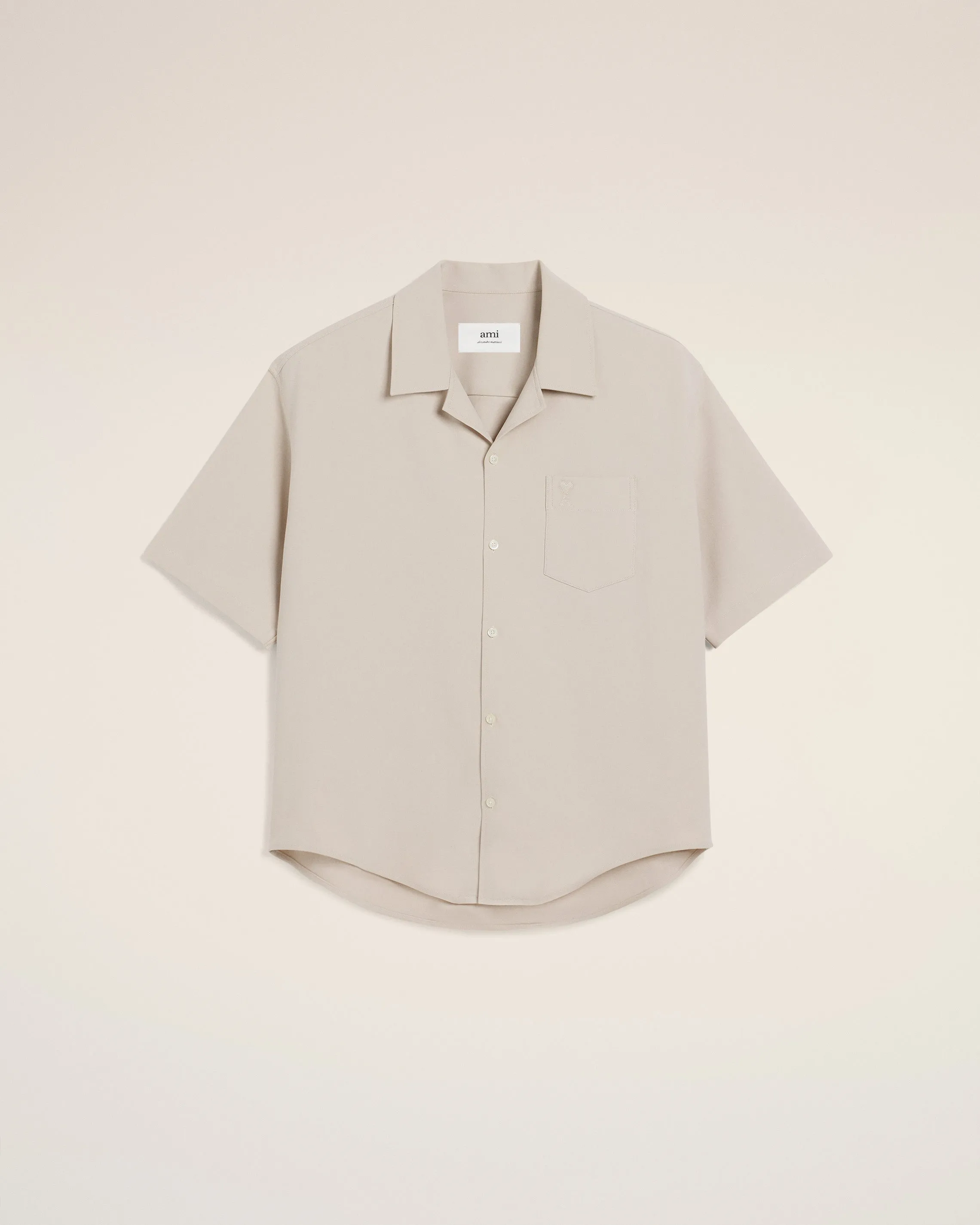 Chemise Beige Manches Courtes Col Requin En Coton sold by Ami