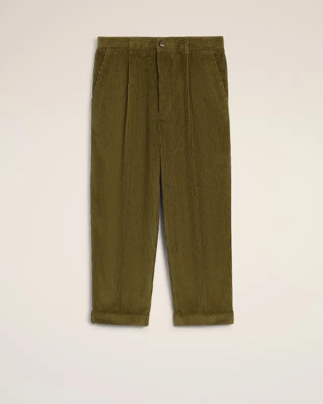 Pantalon Vert Carotte Coupe Oversize En Coton sold by Ami