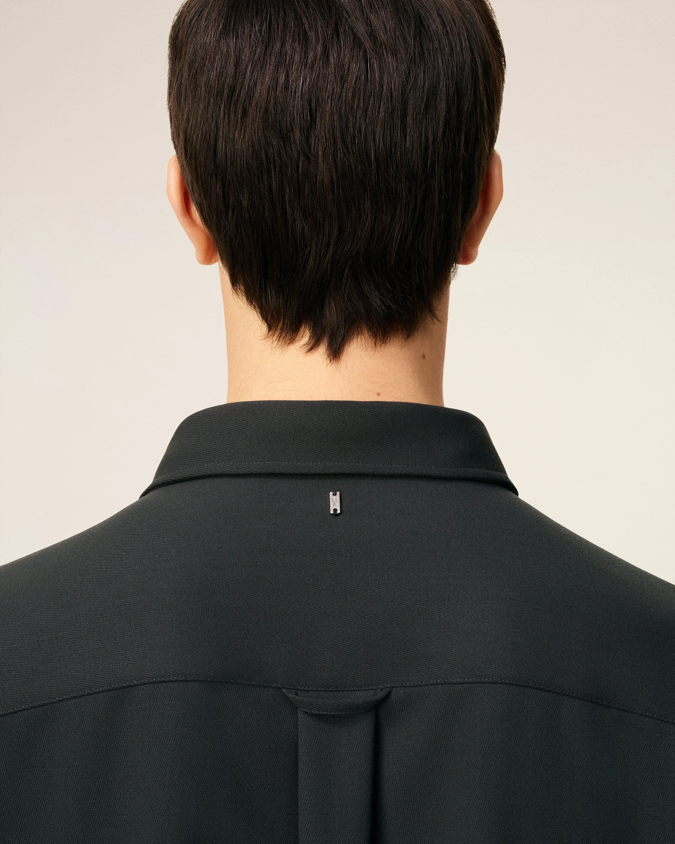 Chemise Noire Longue Oversize En Laine sold by Ami product image thumbnail 4