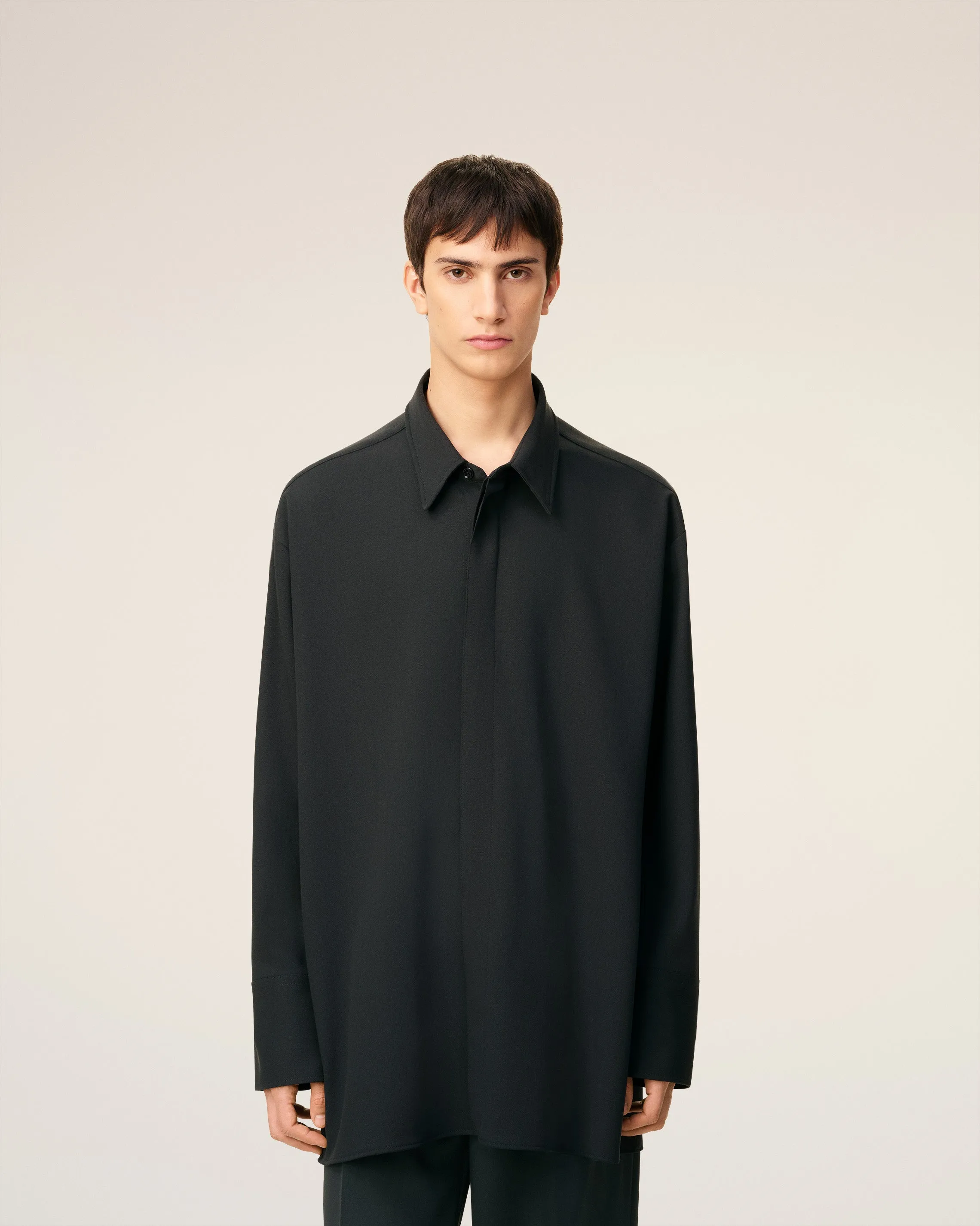 Chemise Noire Longue Oversize En Laine sold by Ami product image thumbnail 3