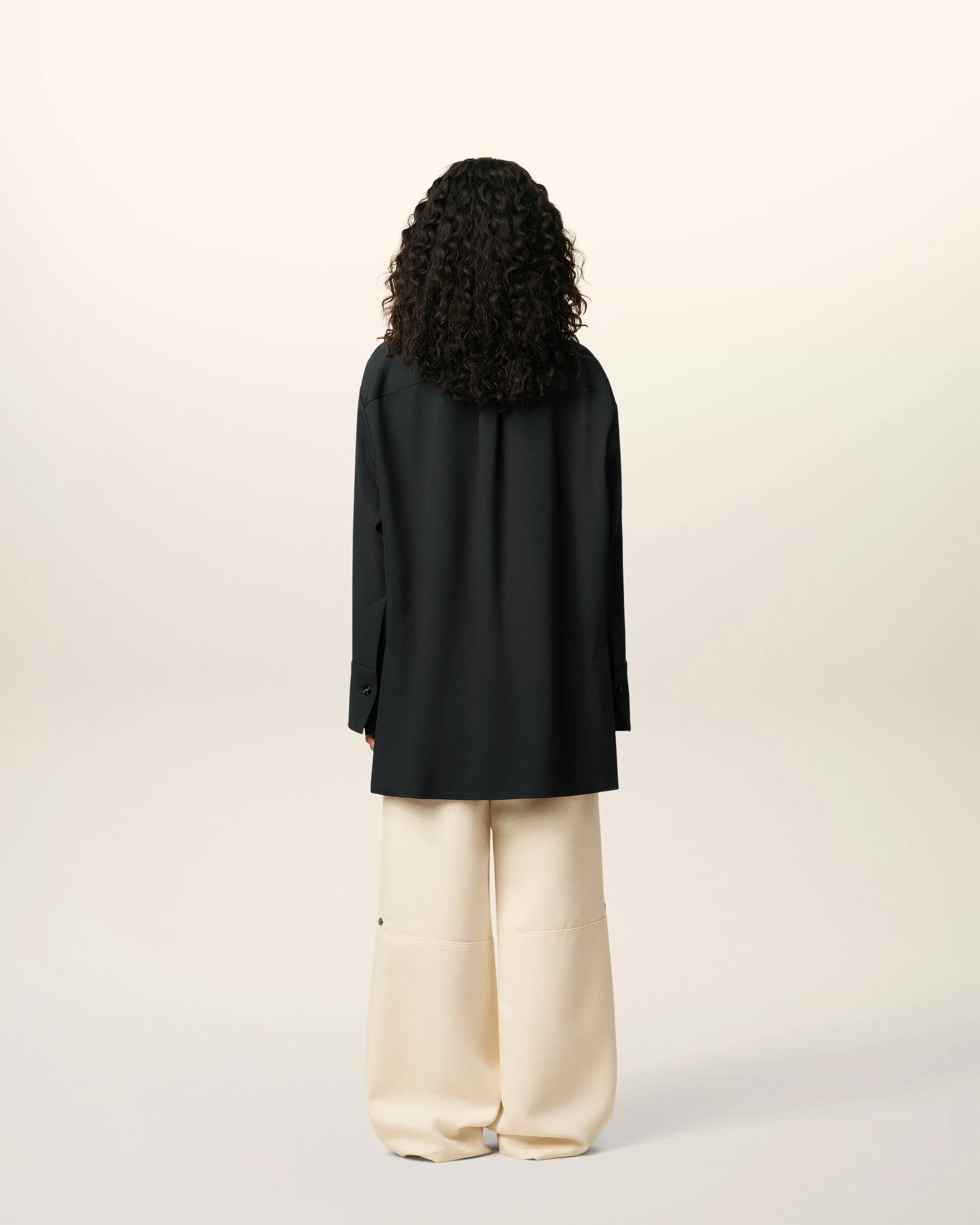 Chemise Noire Longue Oversize Avec Fentes En Laine sold by Ami product image thumbnail 5