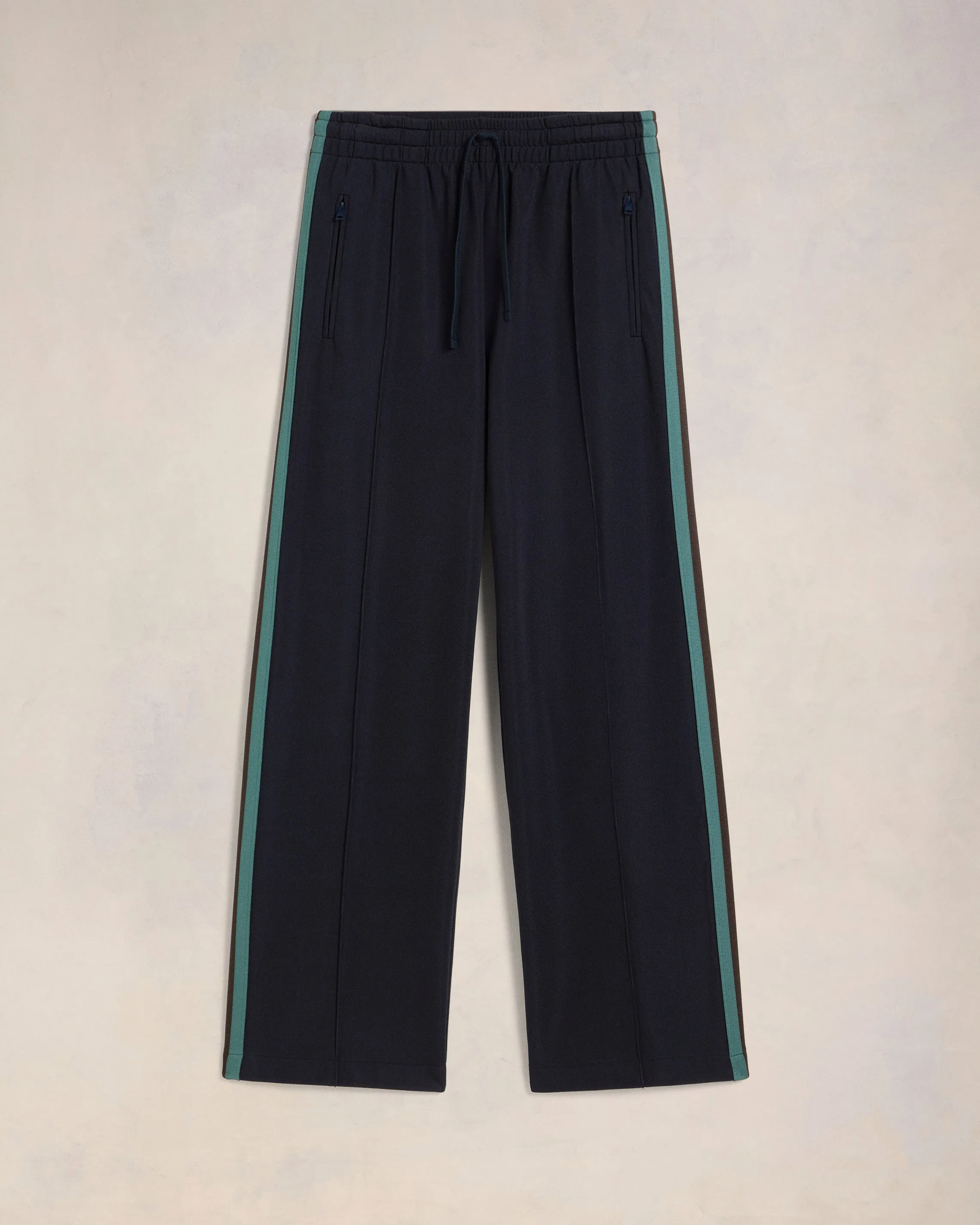 Jogging sold by Ami product image thumbnail 2