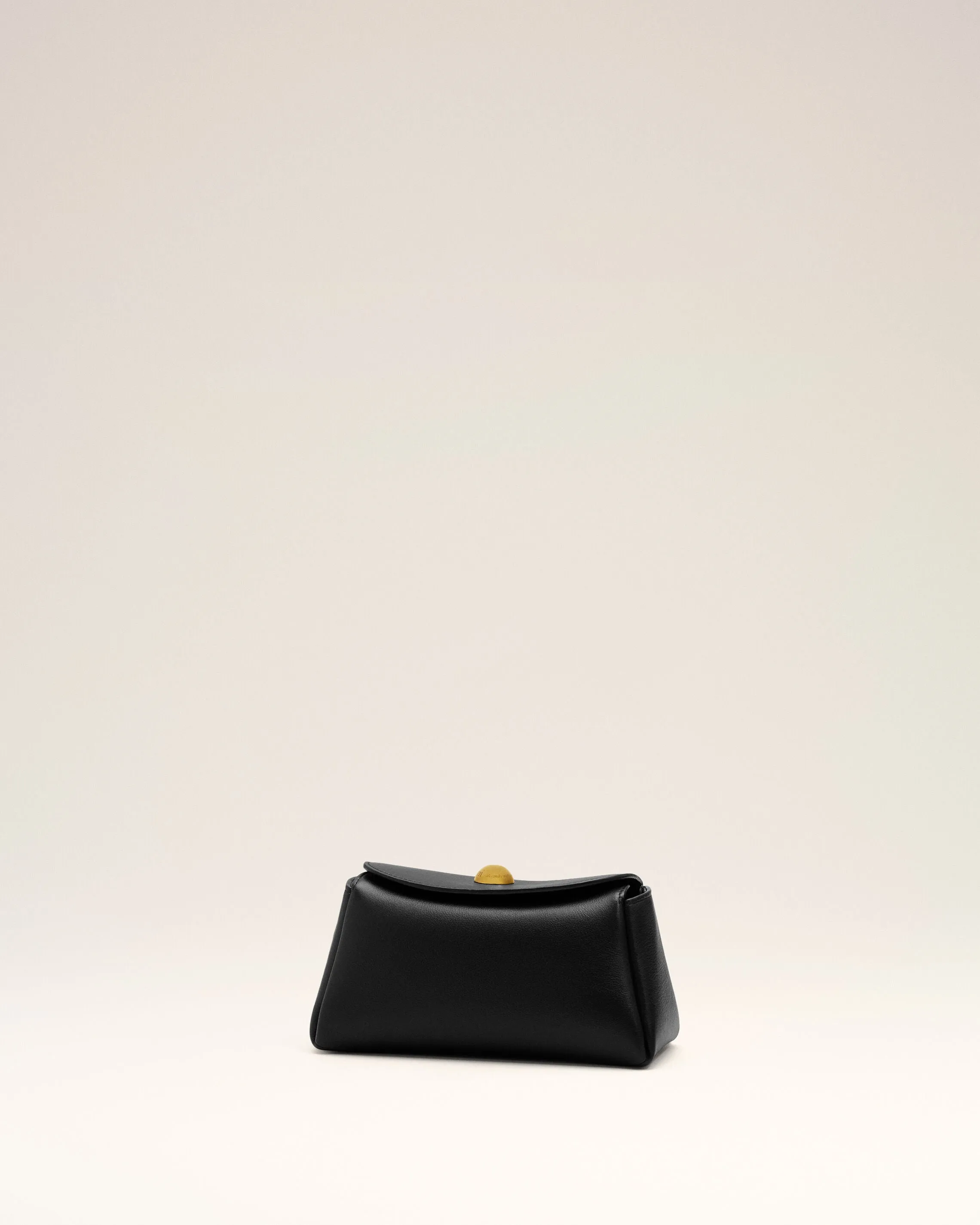 Mini Sac Carrousel Noir en Cuir De Veau sold by Ami product image thumbnail 4
