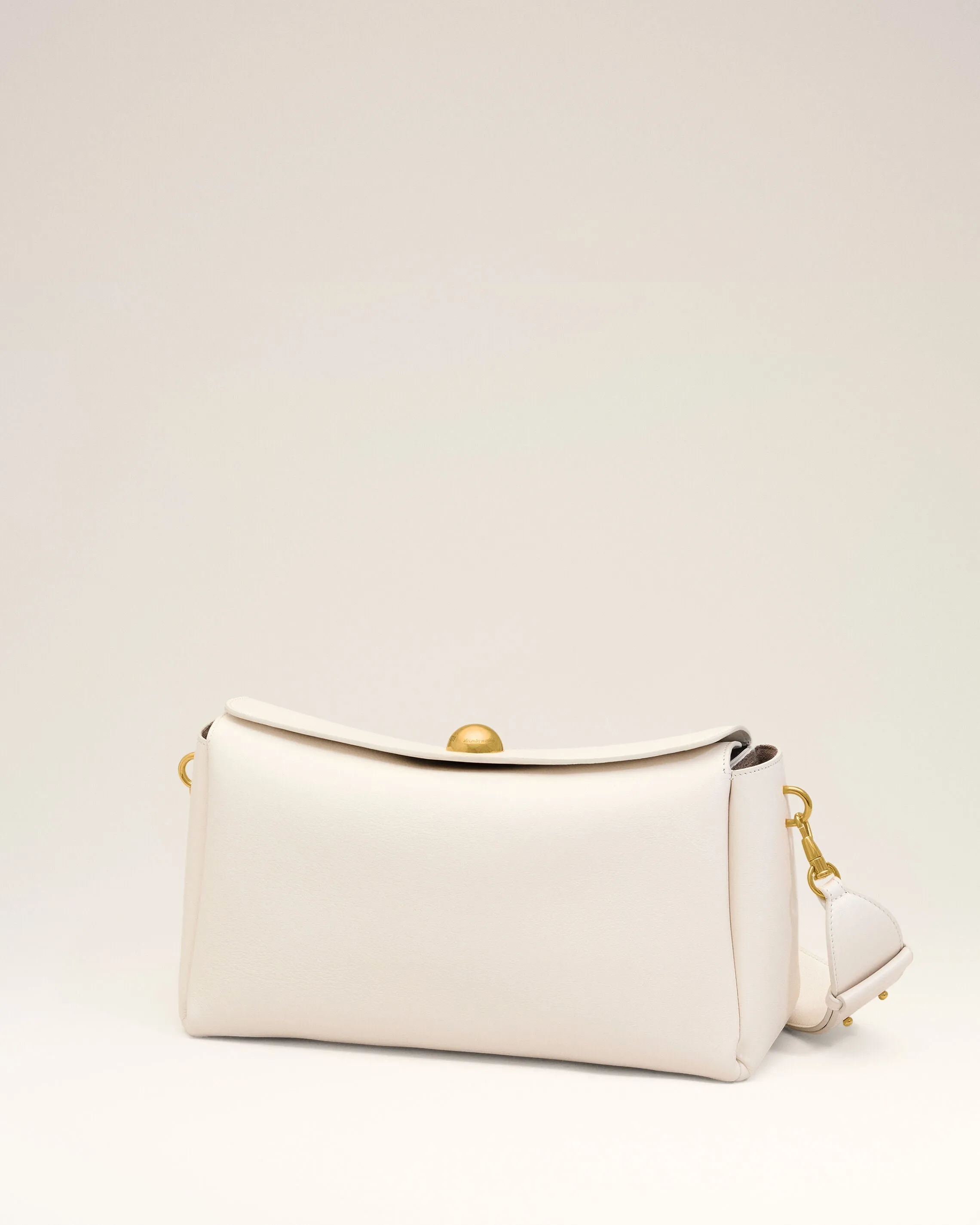 Sac Carrousel Moyen Blanc en Cuir De Veau sold by Ami product image thumbnail 4