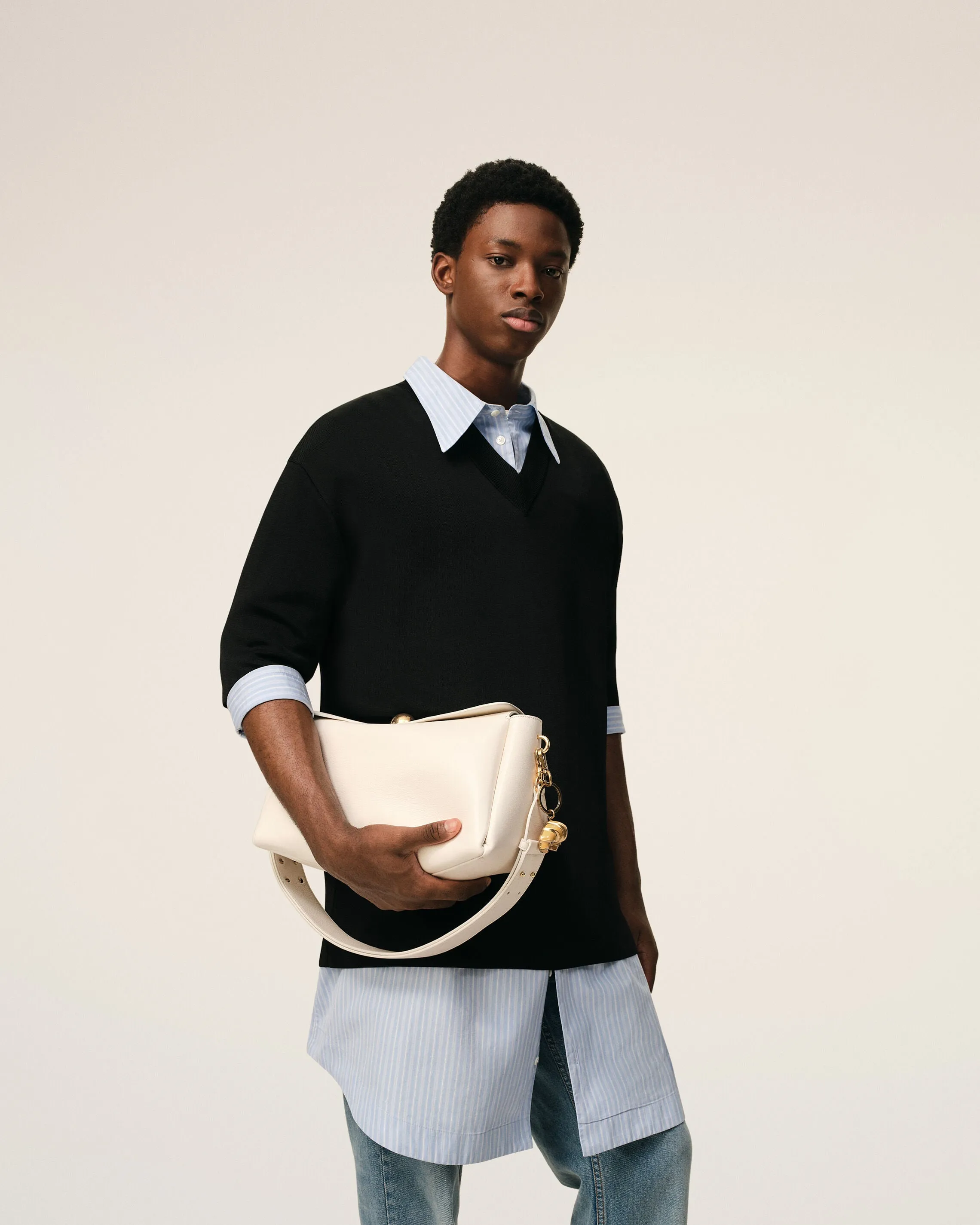 Sac Carrousel Moyen Blanc en Cuir De Veau sold by Ami product image thumbnail 2