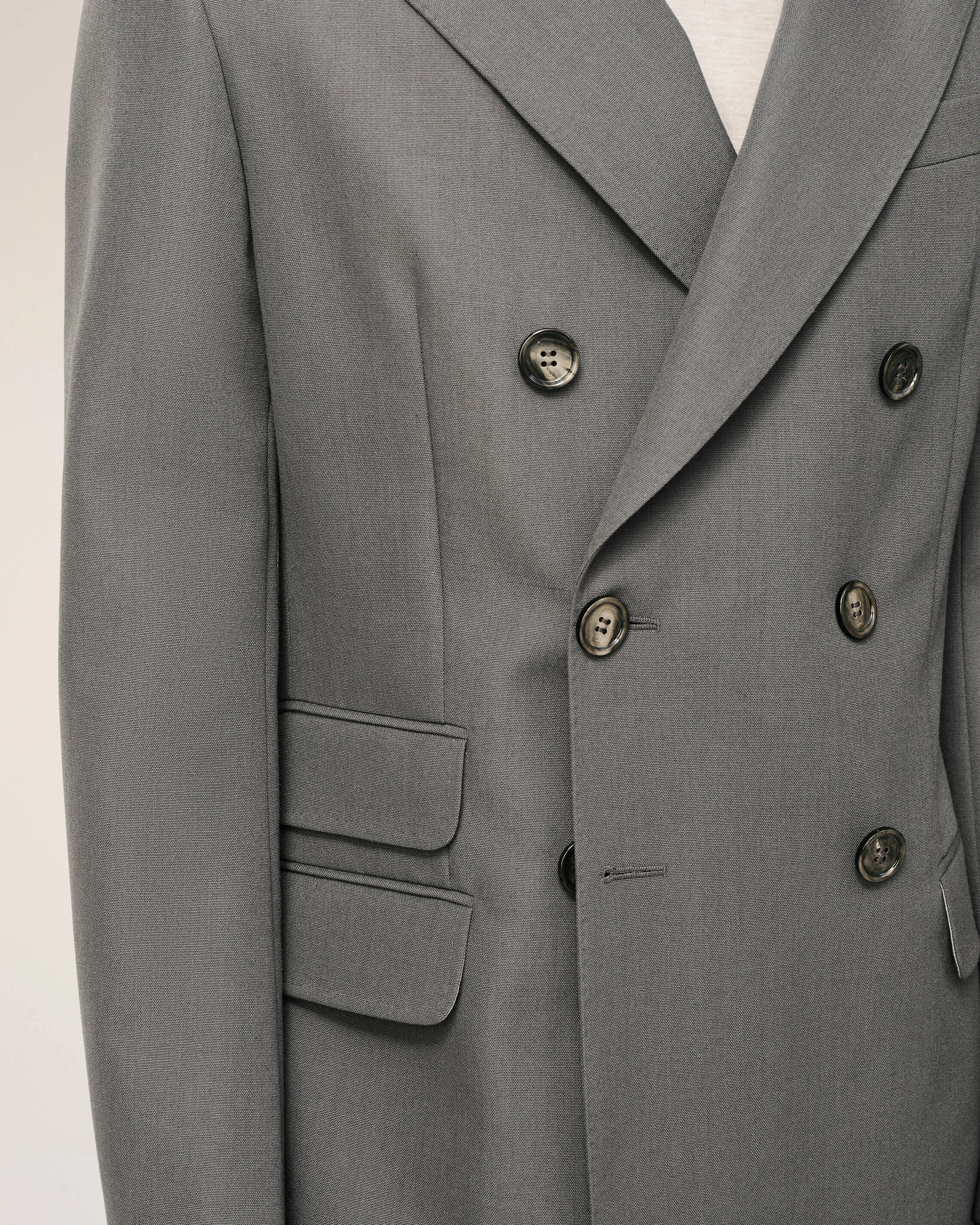 Veste Droite Double Boutonnage Gris en Laine Vierge sold by Ami product image thumbnail 4