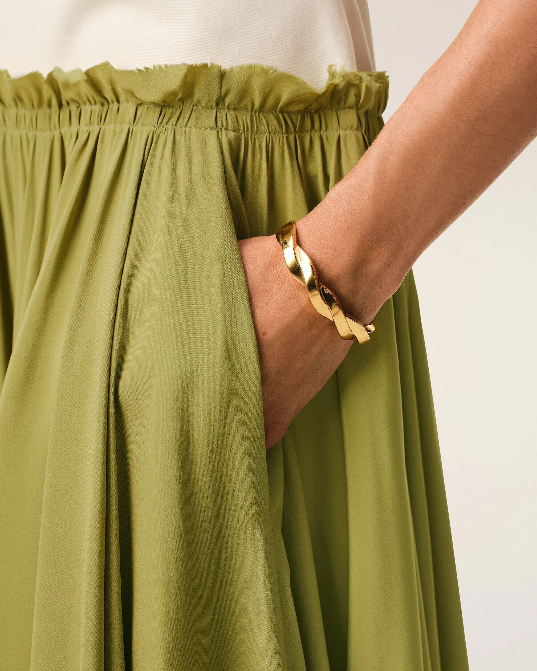 Robe Midi Bicolore Blanche Et Verte en Laine Vierge sold by Ami product image thumbnail 4